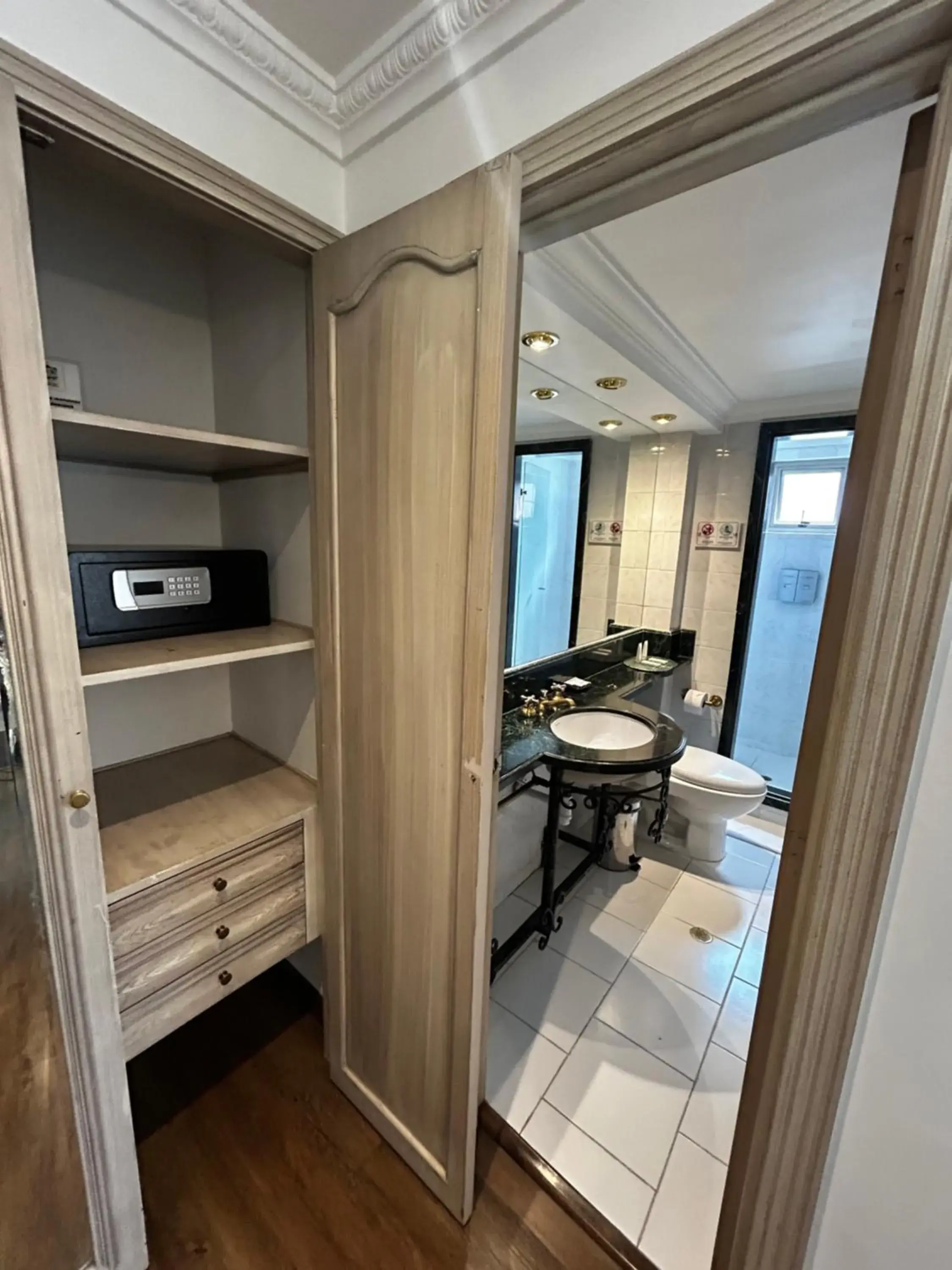 Superior Twin Room in Hotel Vintage Superior Twin Room in Hotel Vintage