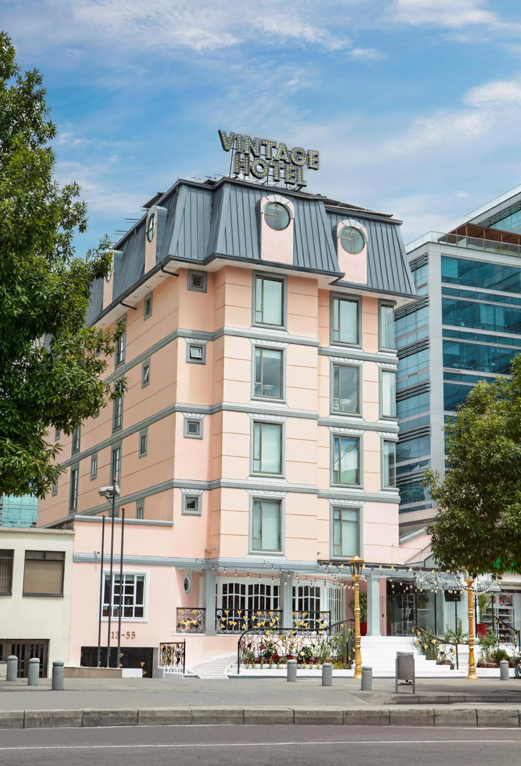 Property building in Hotel Vintage