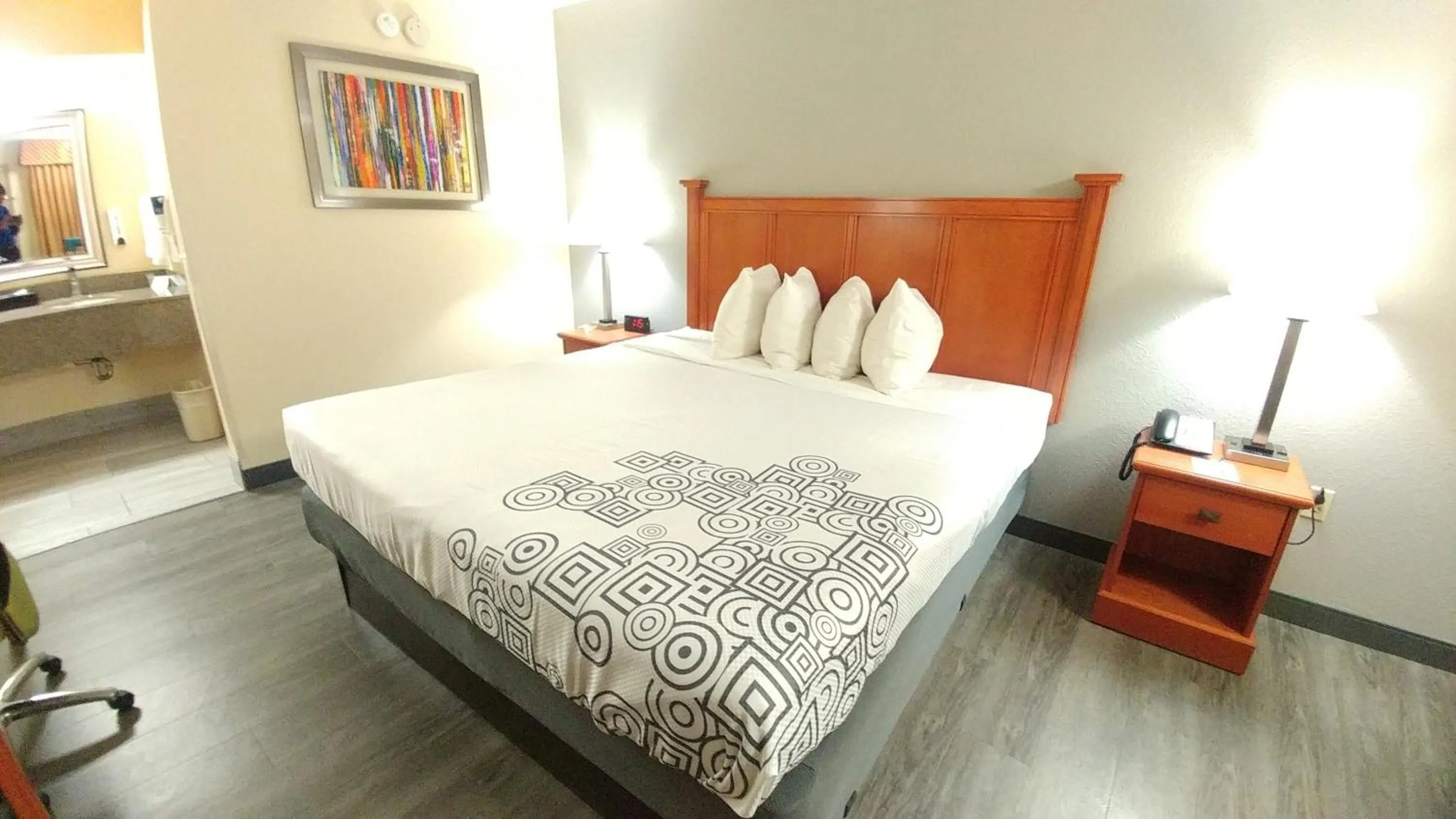 Bedroom, Bed in Best Western Jacksonville near Little Rock Air Force Base