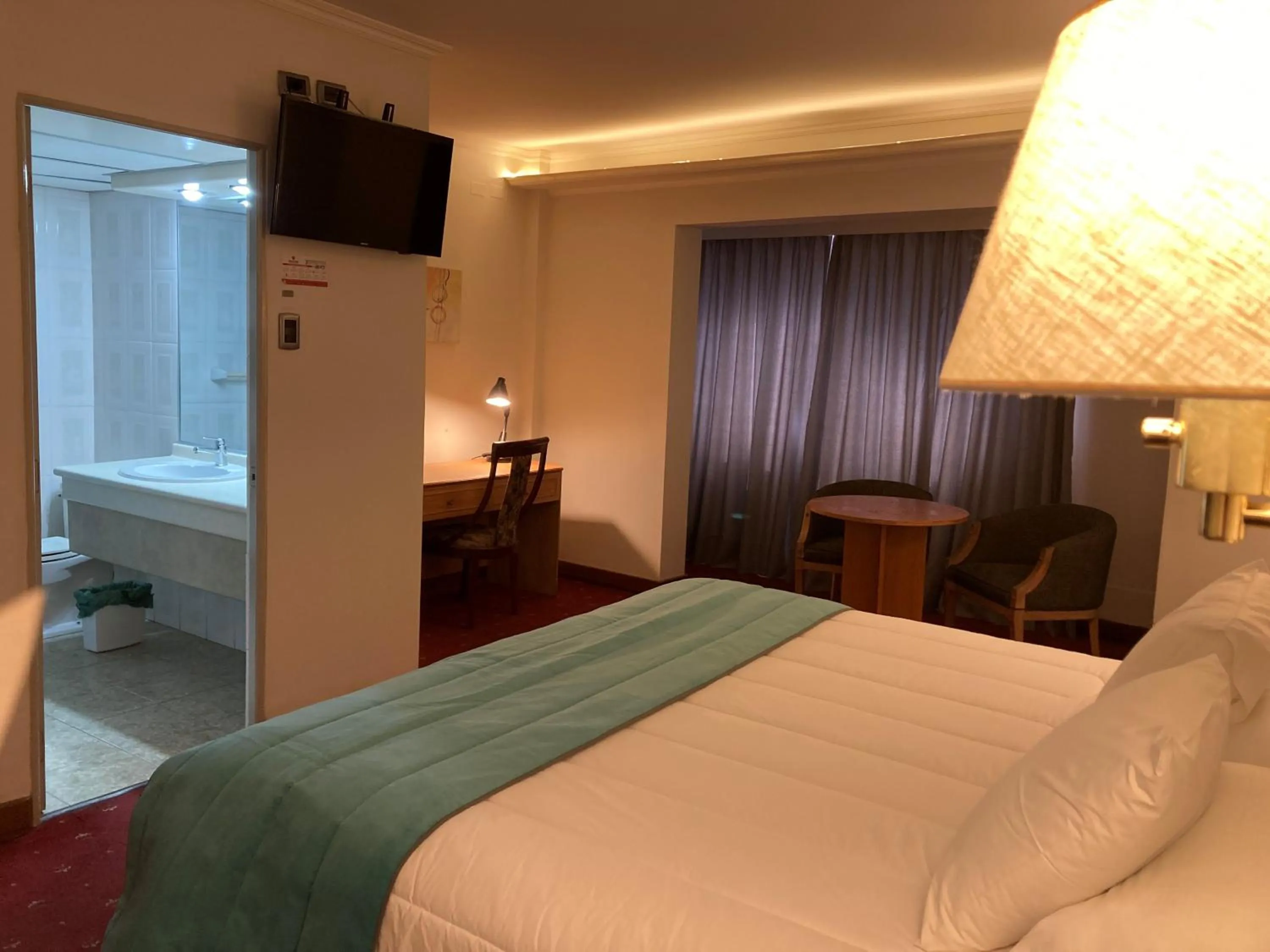 Guests, Bed in Hotel Gavina Express Arica