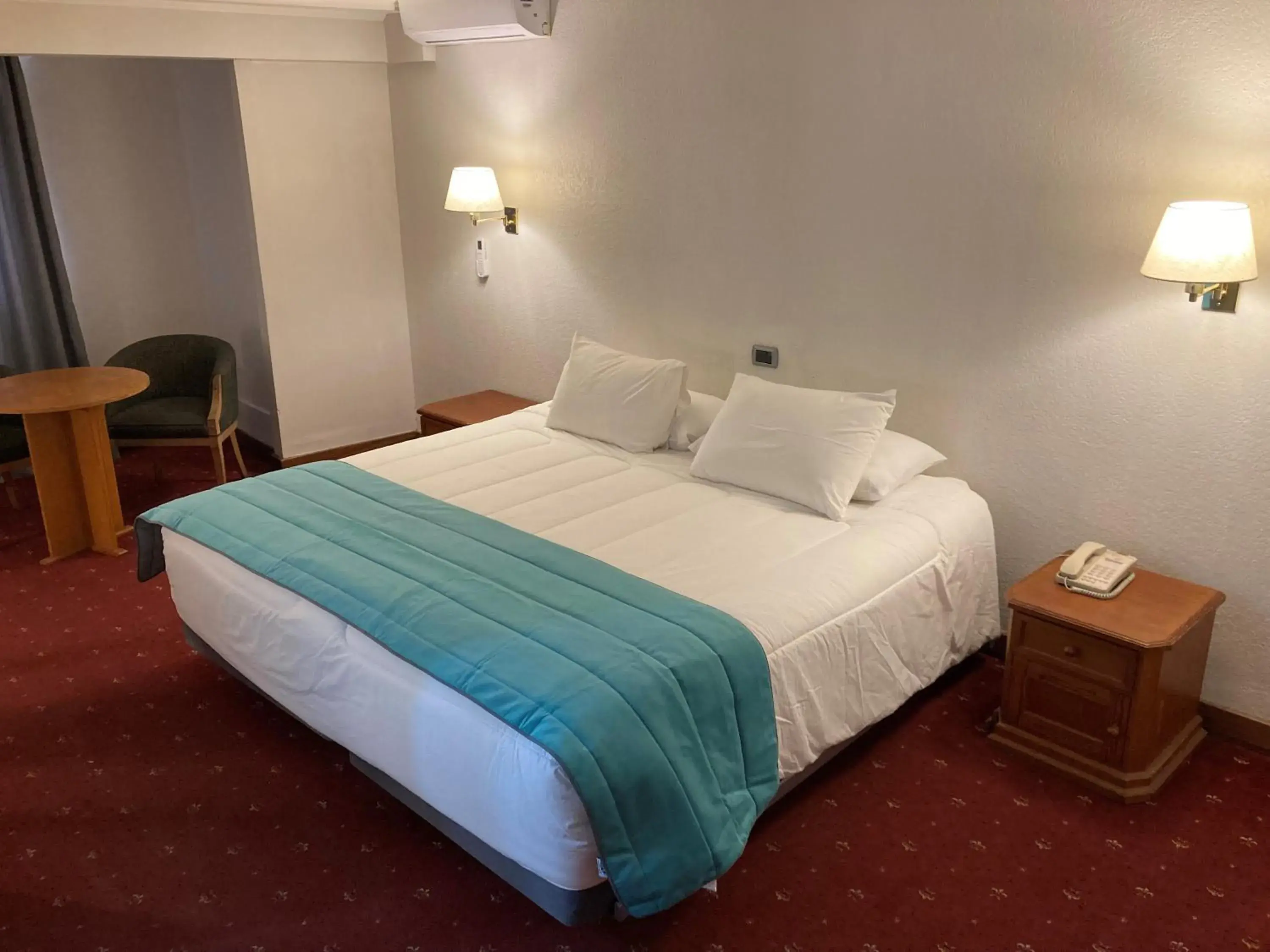 Superior King Room in Hotel Gavina Express Arica Superior King Room in Hotel Gavina Express Arica