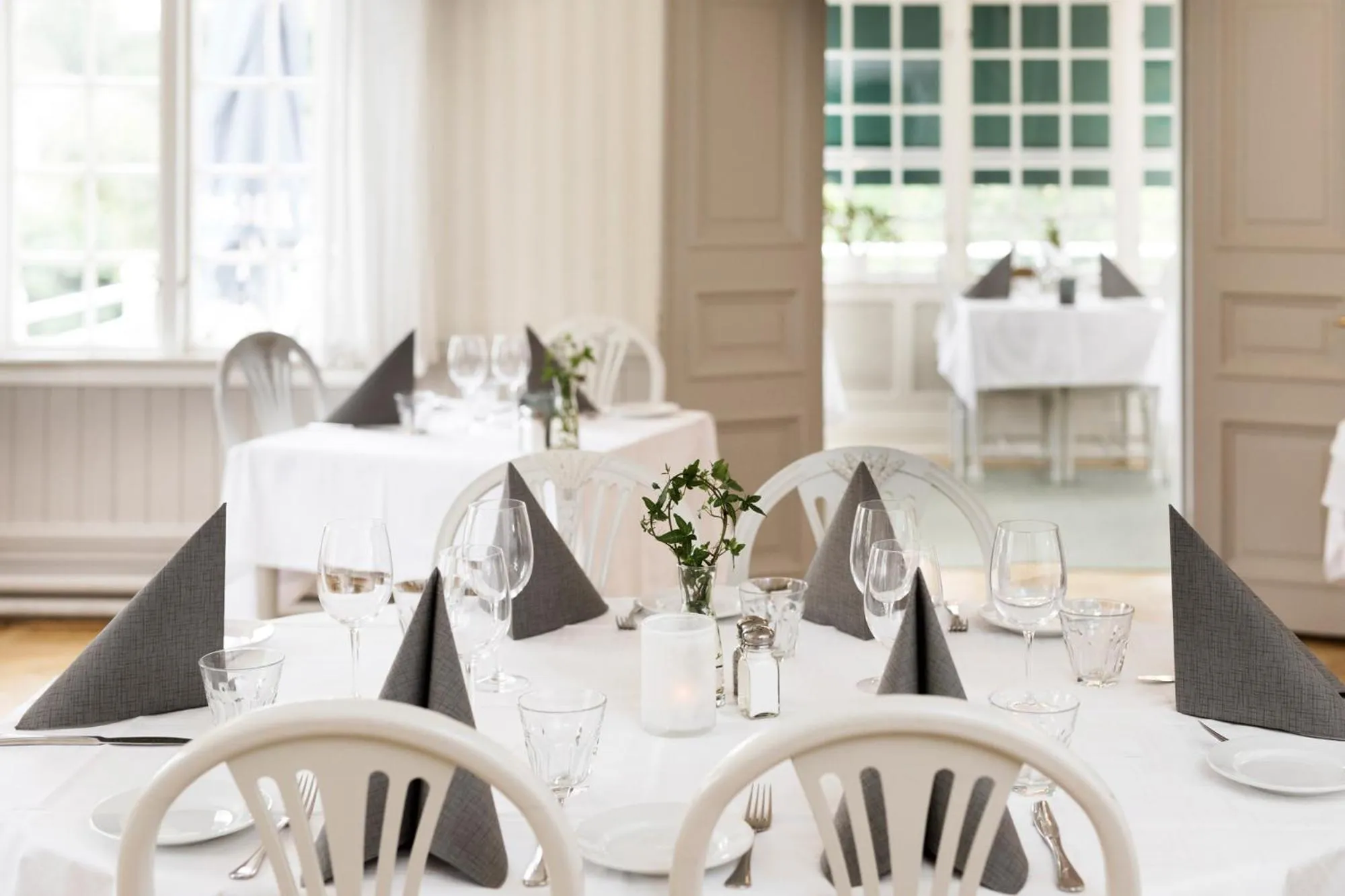 Restaurant/places to eat in Ronnums Herrgård