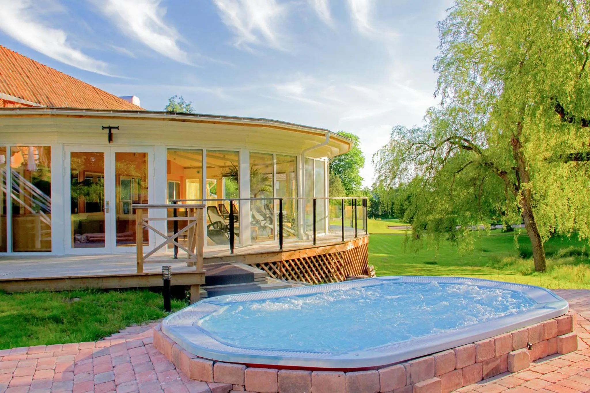 Property building in Ronnums Herrgård