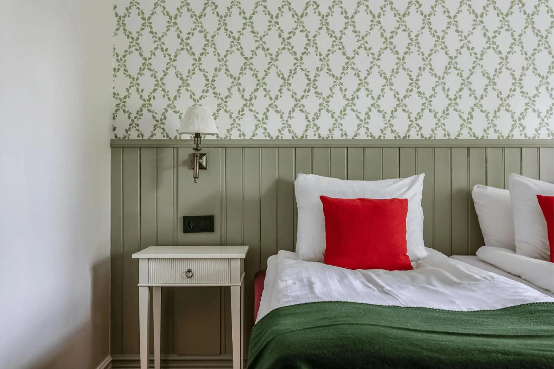 Bed in Ronnums Herrgård