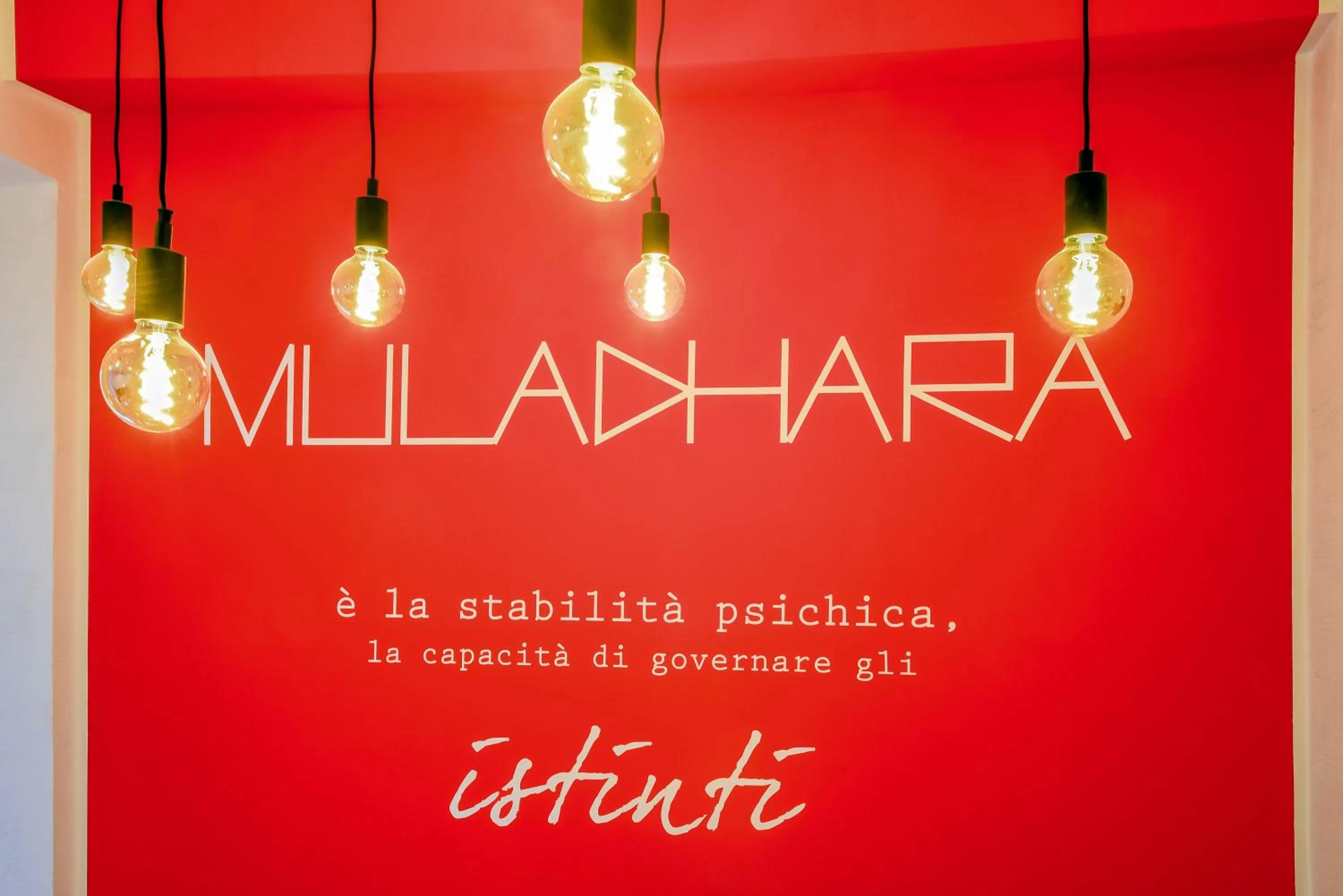 Communal lounge/ TV room in Allegra's House Caracciolo