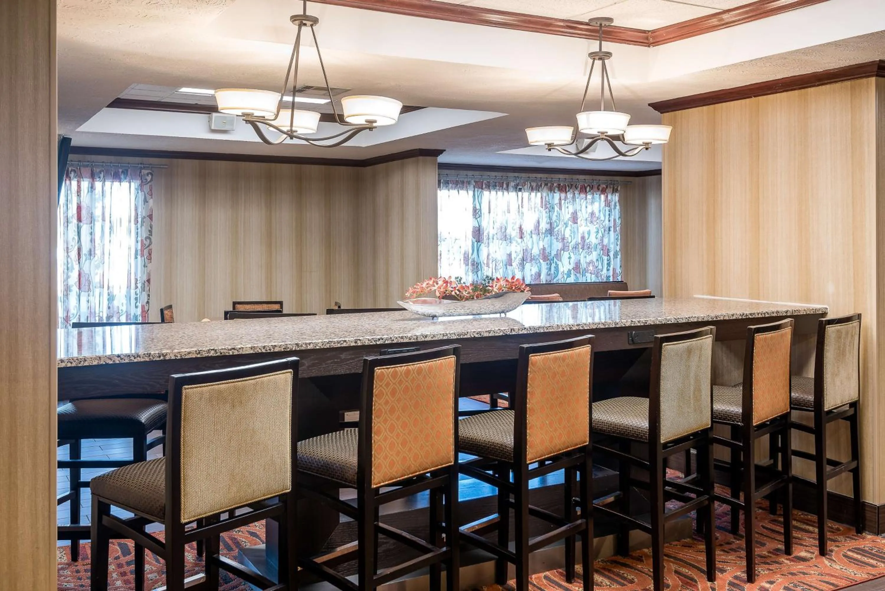 Lobby or reception in Hampton Inn Parkersburg/Mineral Wells