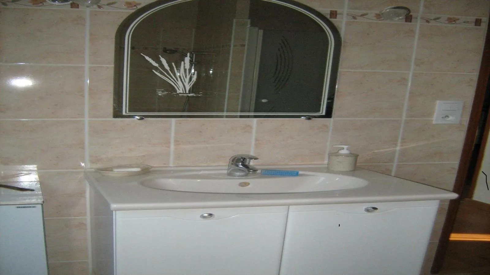 Bathroom in La Roseraie