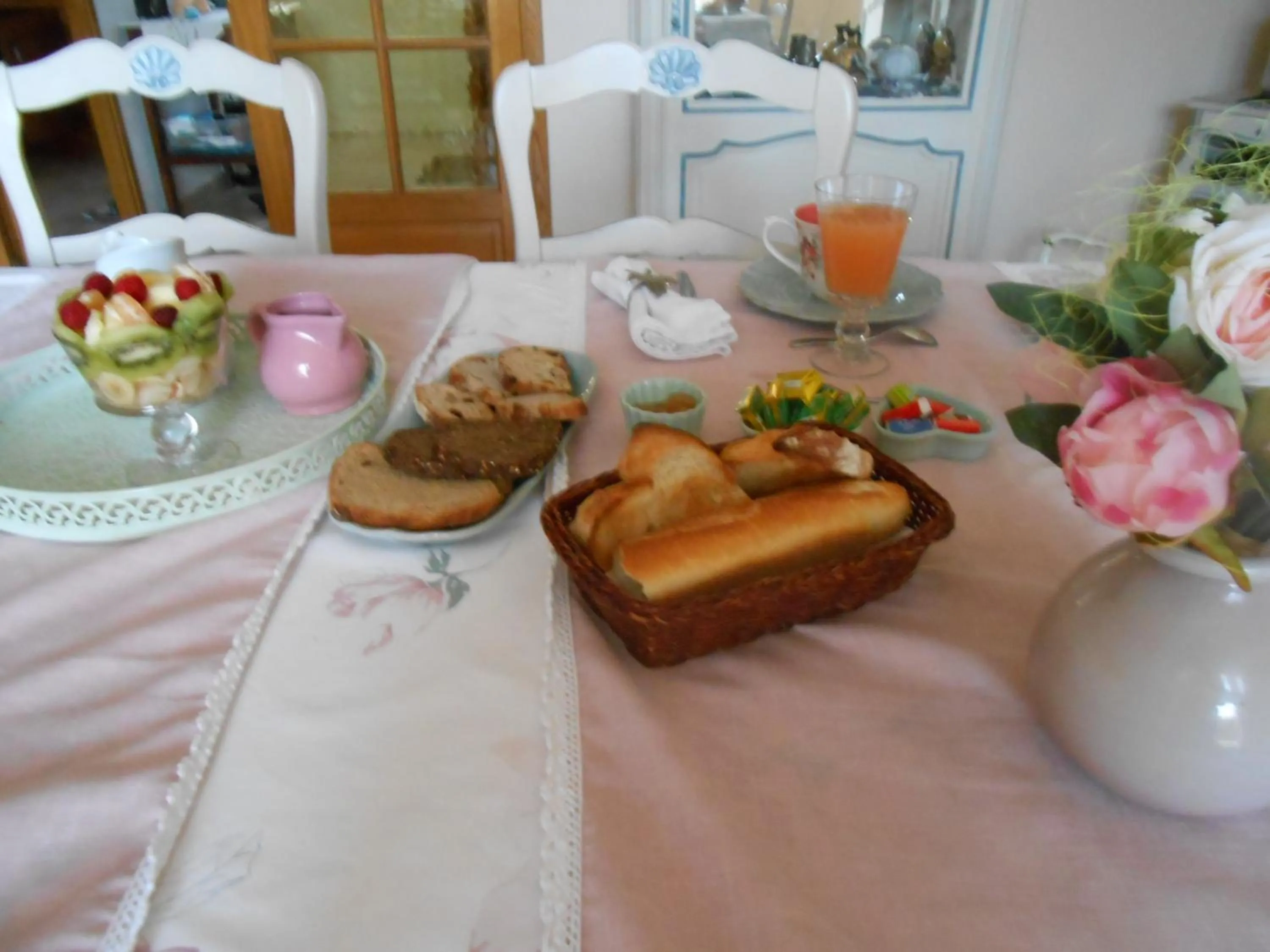 Food and drinks in La Roseraie