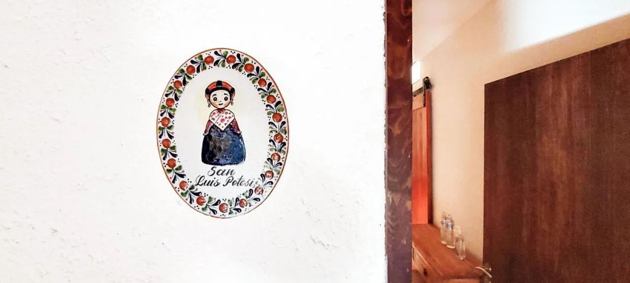 Logo/Certificate/Sign in Posada de la Virgen