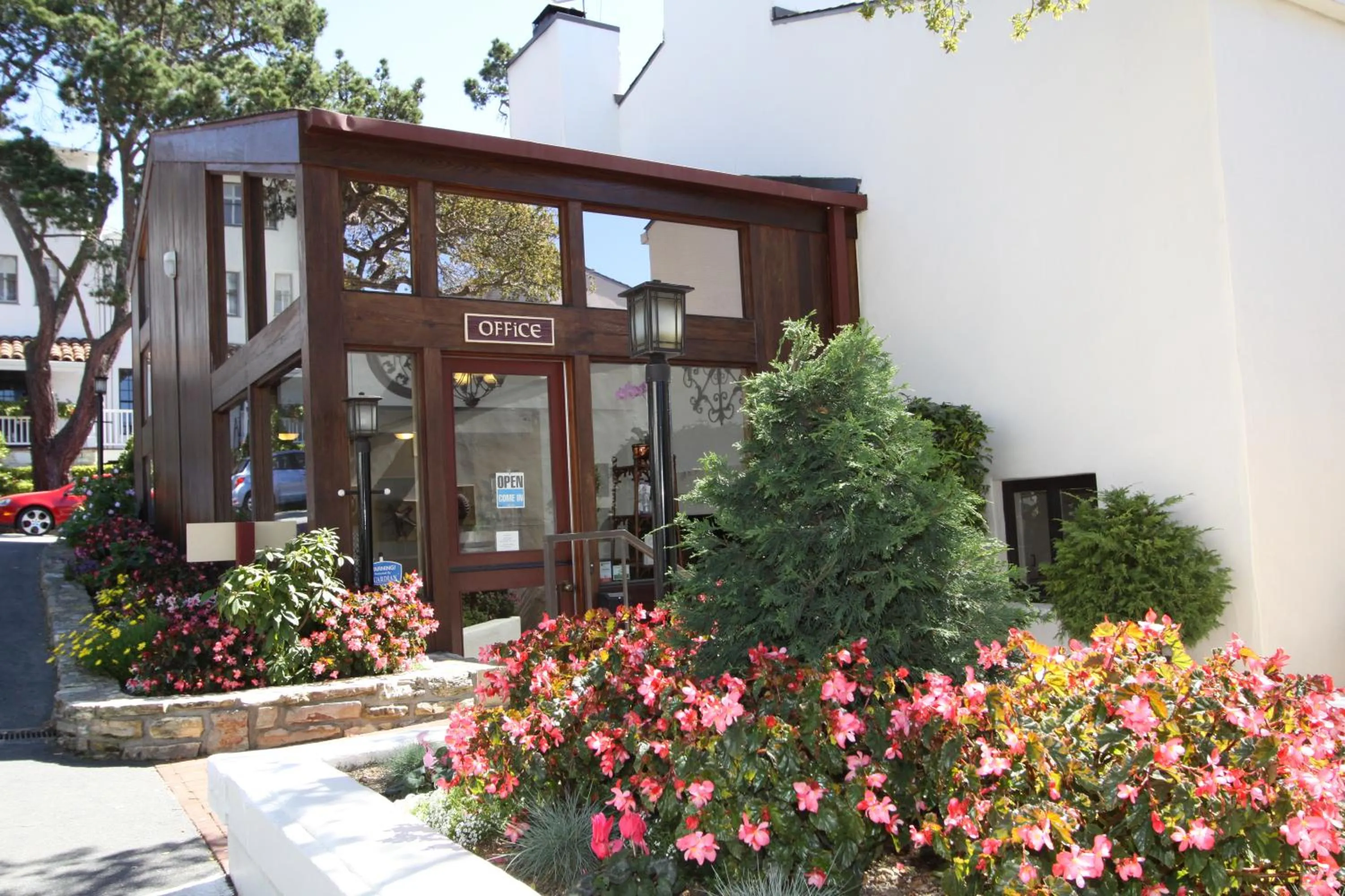 Property building in Lobos Lodge