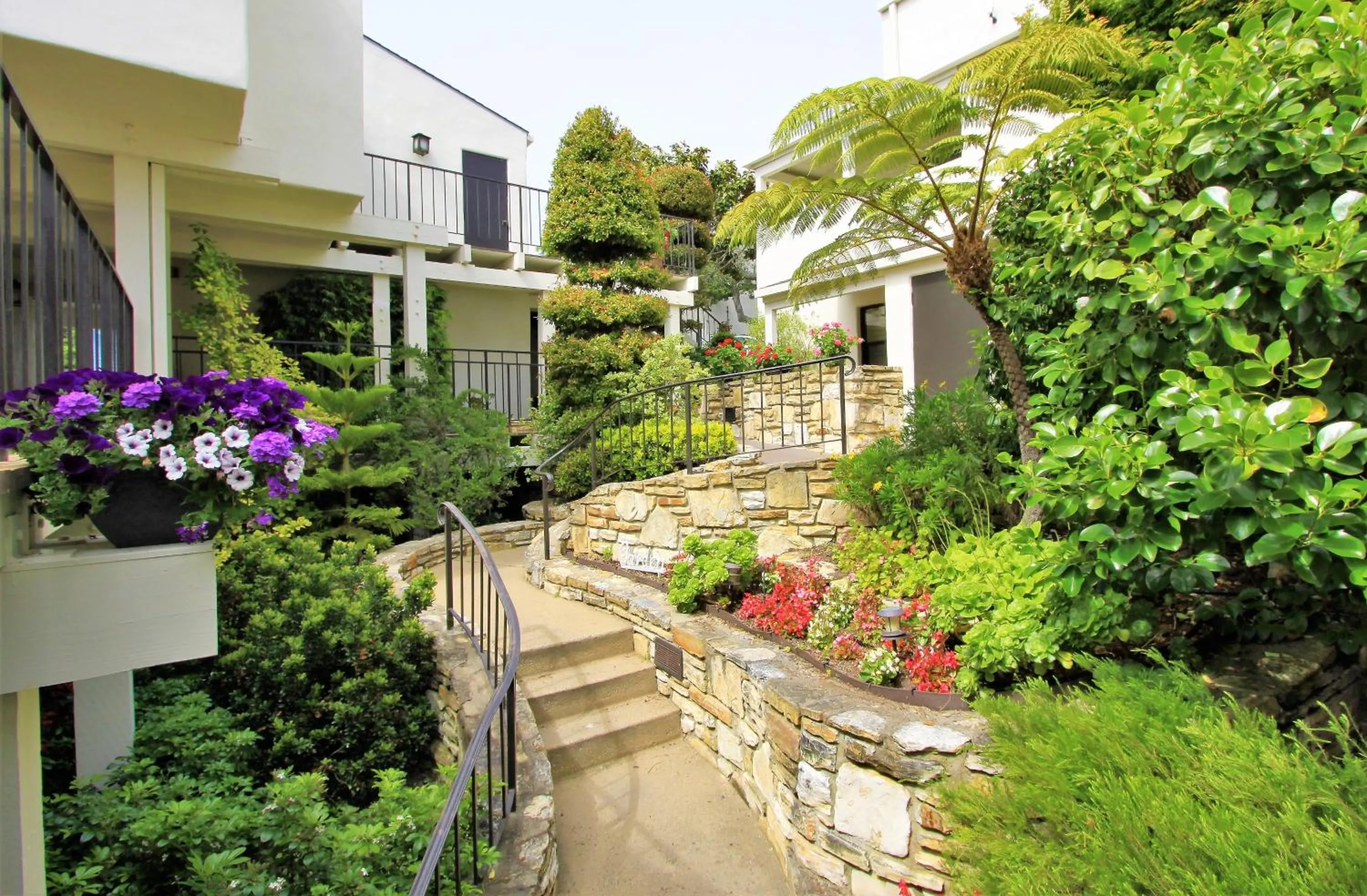 Property building in Lobos Lodge