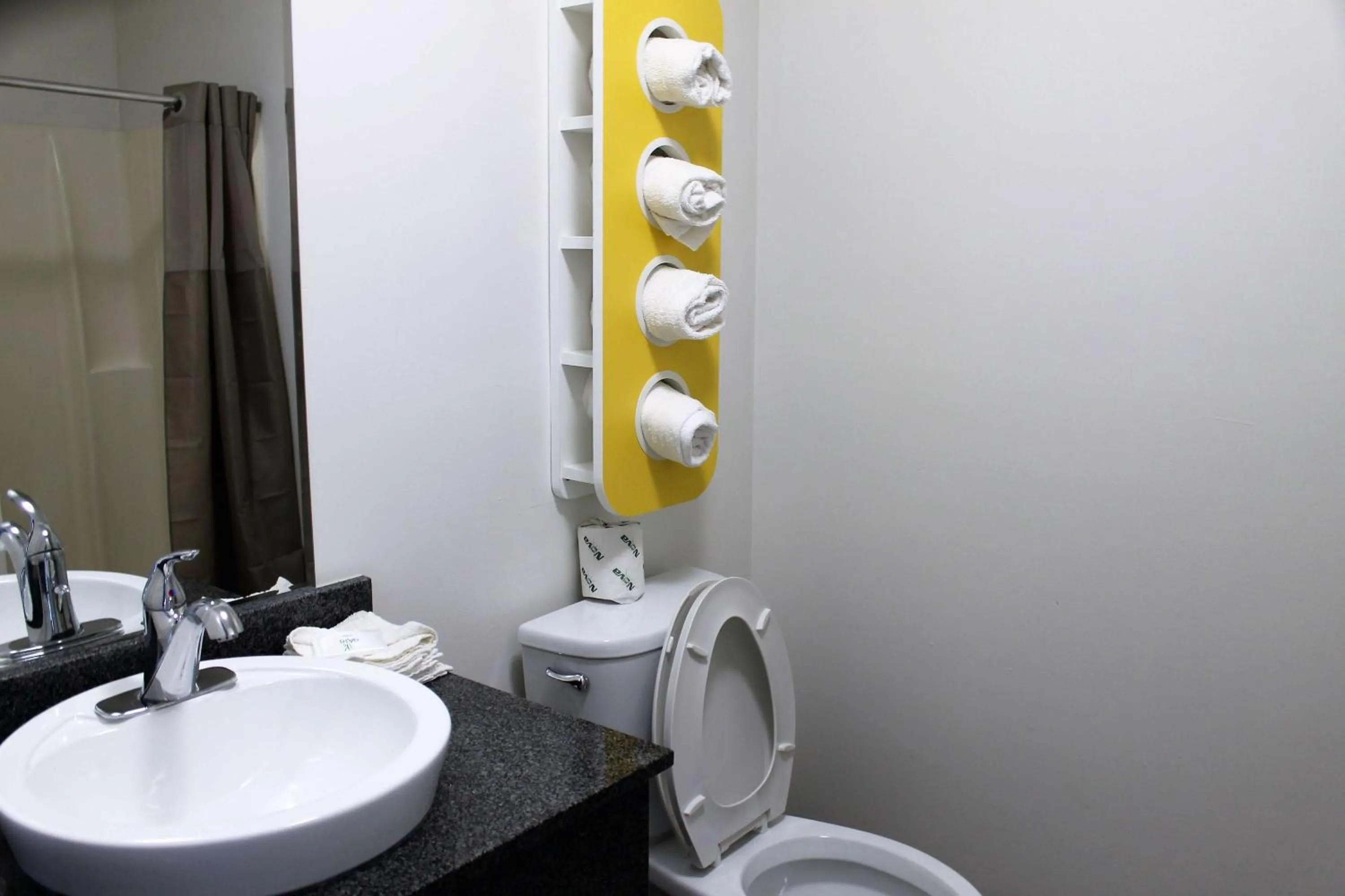 Toilet in Studio 6-Savannah, GA