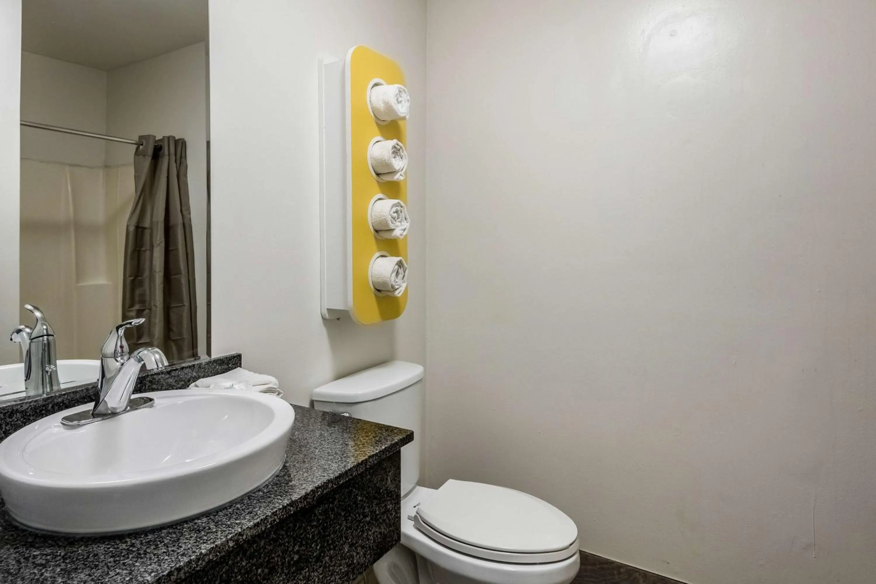 Toilet in Studio 6-Savannah, GA