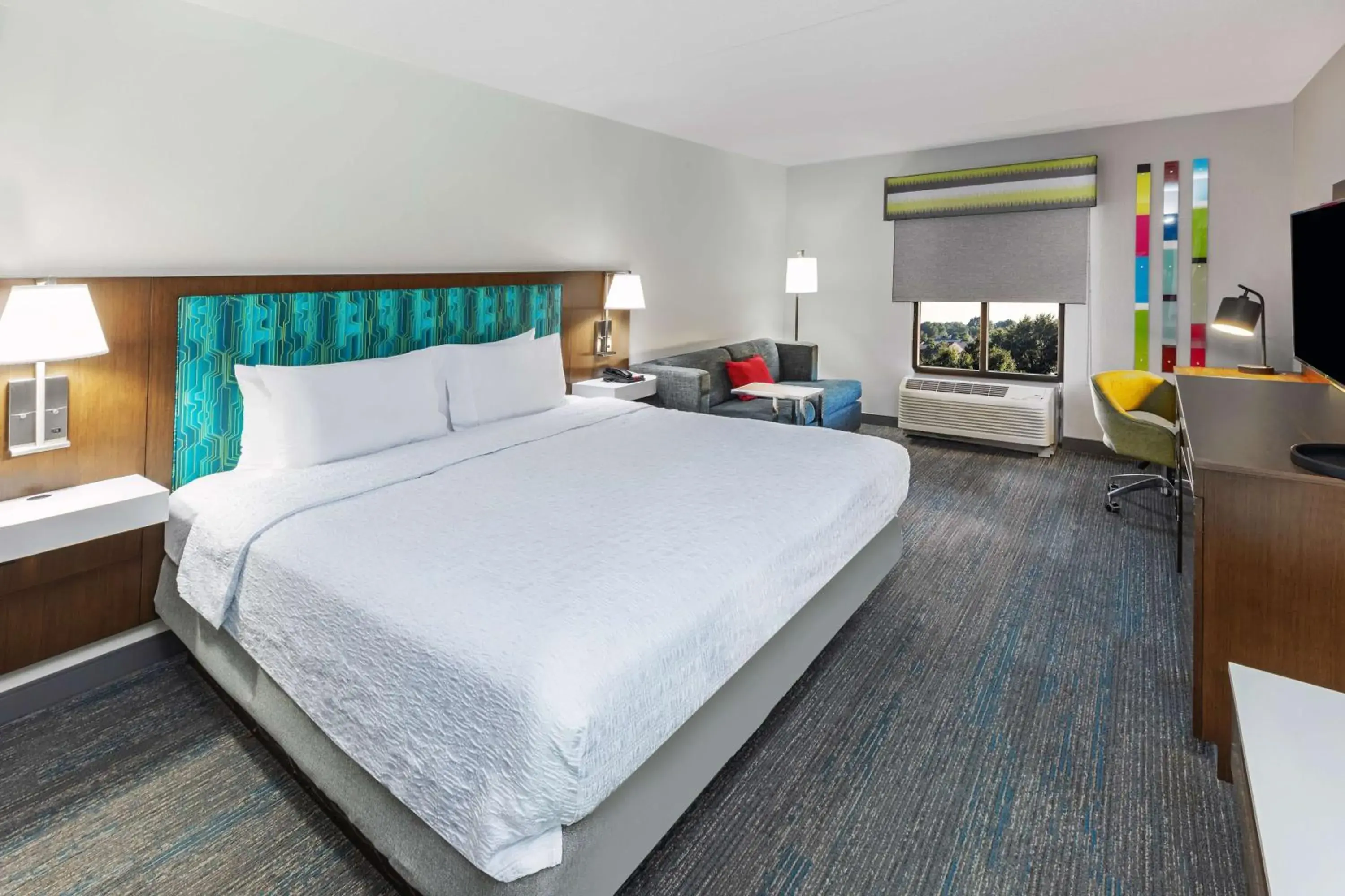 King Room with Sofa Bed and Study - Non-Smoking in Hampton Inn & Suites Tulsa-Woodland Hills King Room with Sofa Bed and Study - Non-Smoking in Hampton Inn & Suites Tulsa-Woodland Hills