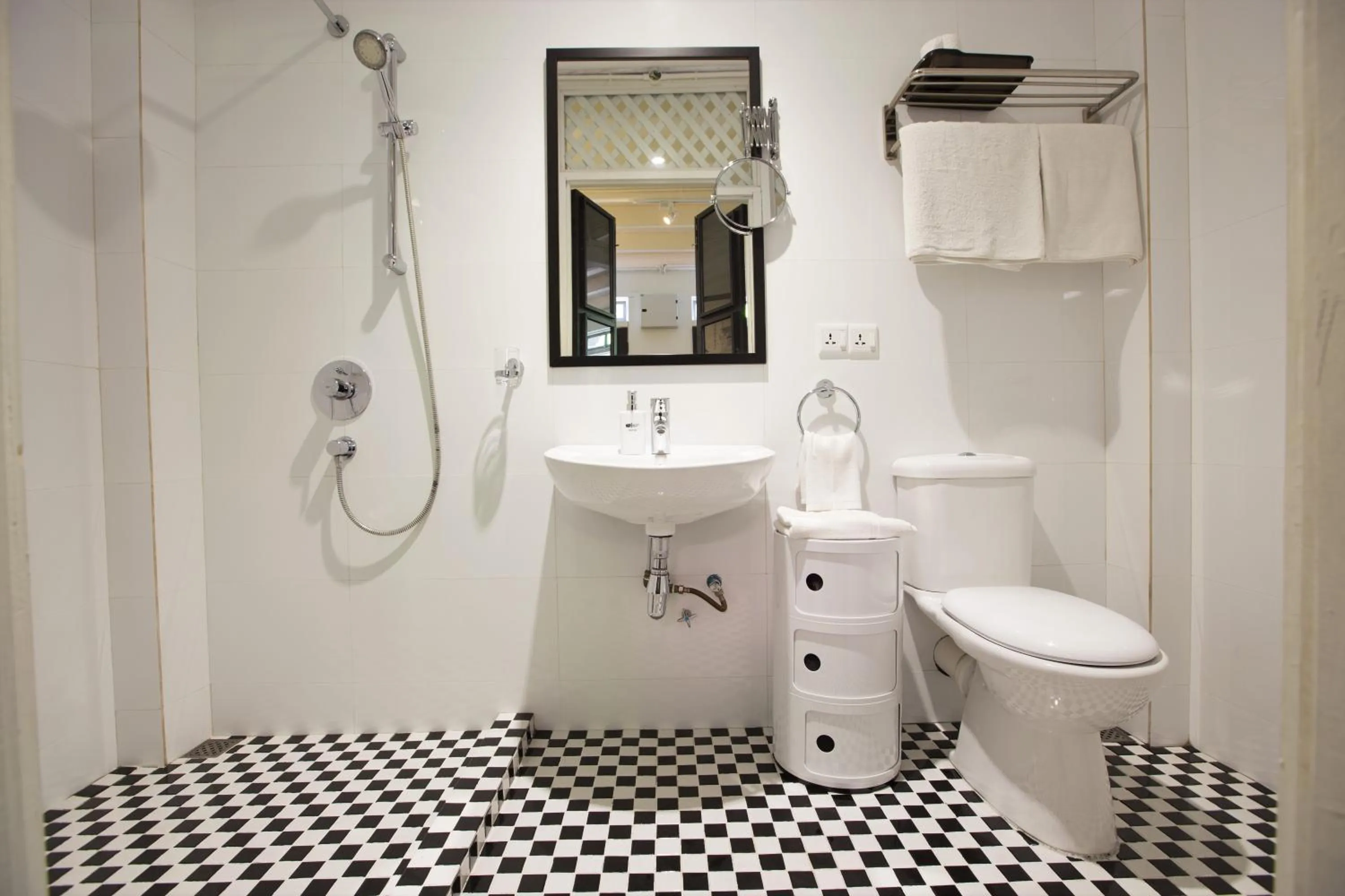 Bathroom in Muntri Mews