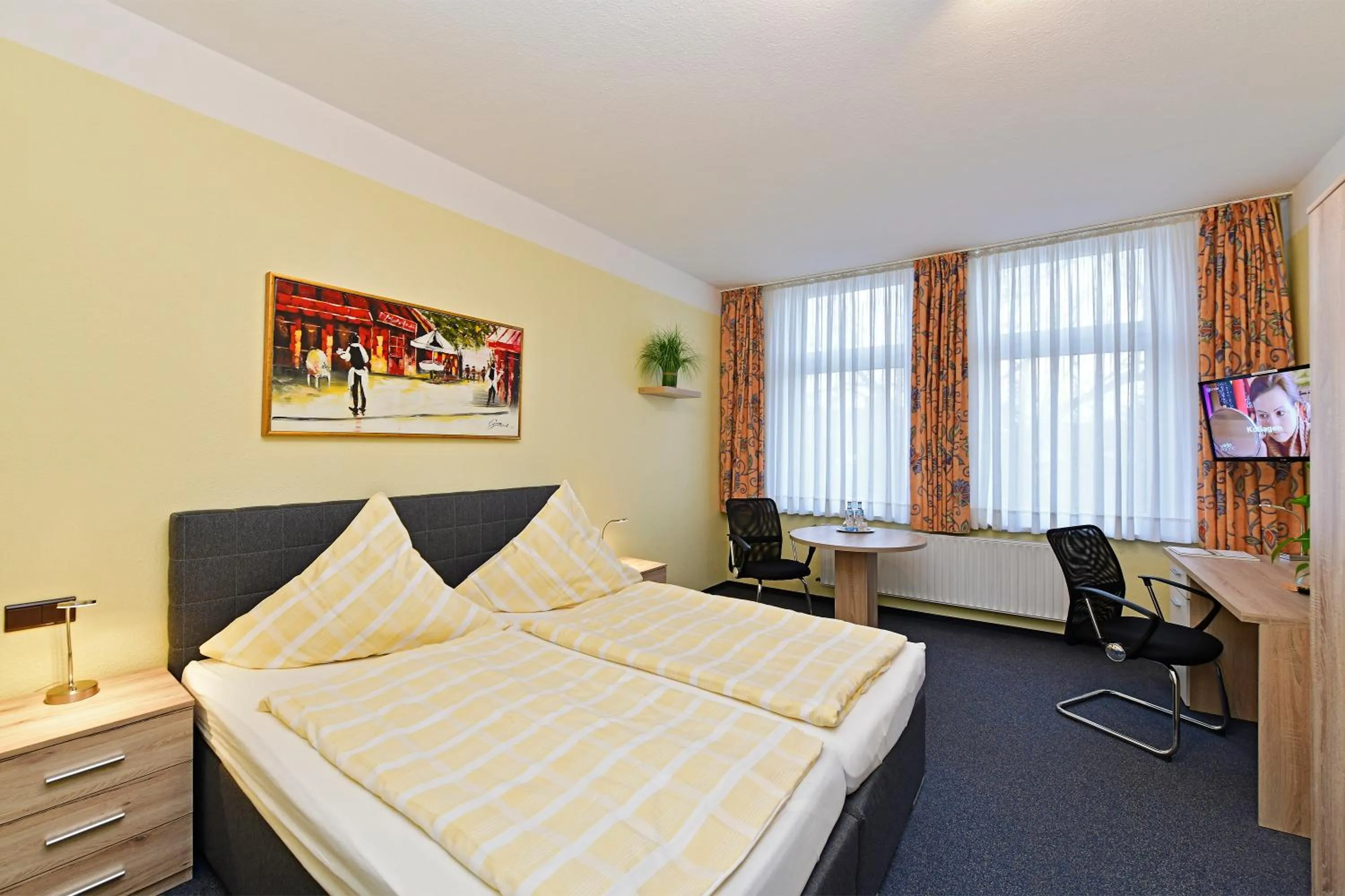 Bed in Hotel Haus Kleimann-Reuer