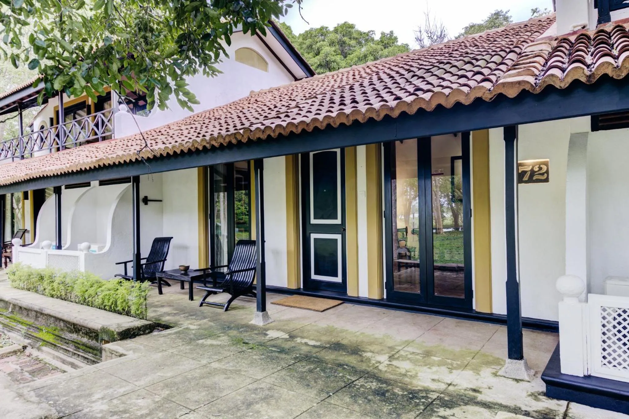 Decorative detail in Cinnamon Lodge Habarana