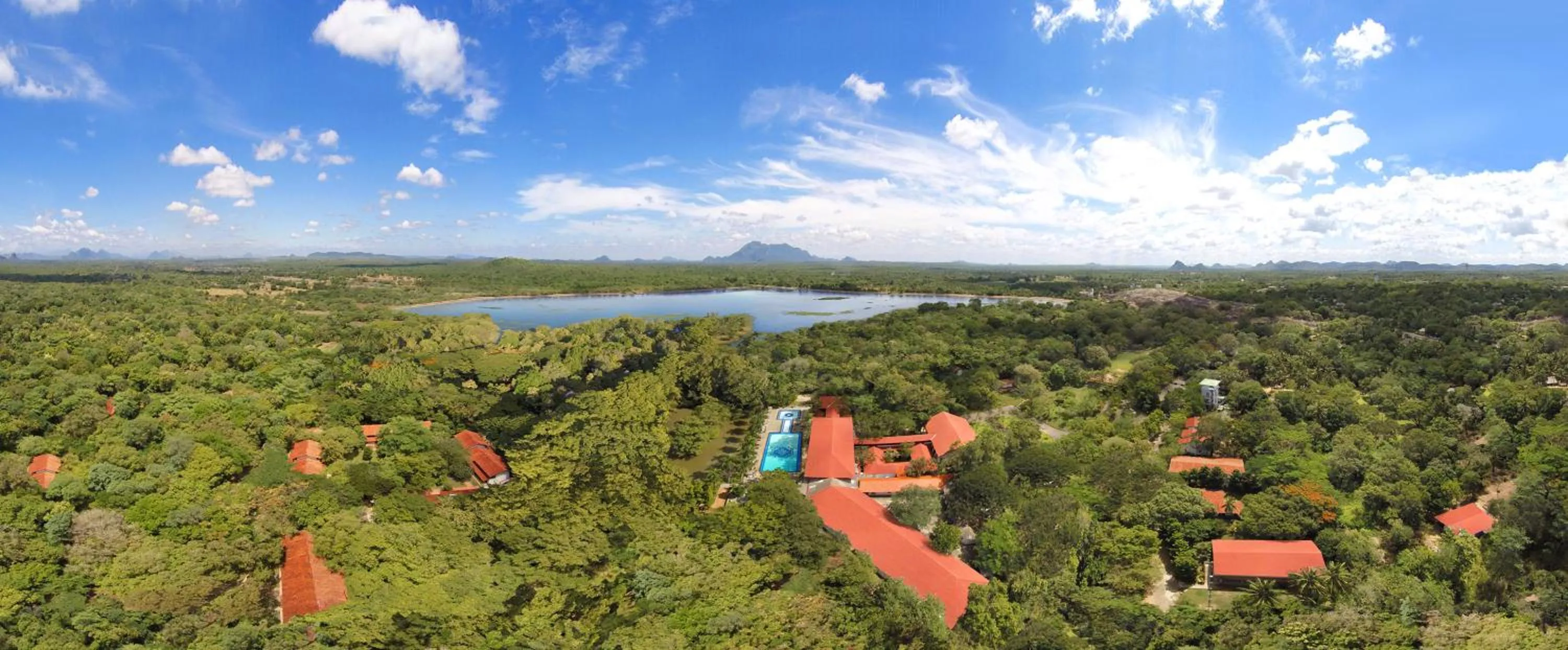 Bird's eye view in Cinnamon Lodge Habarana