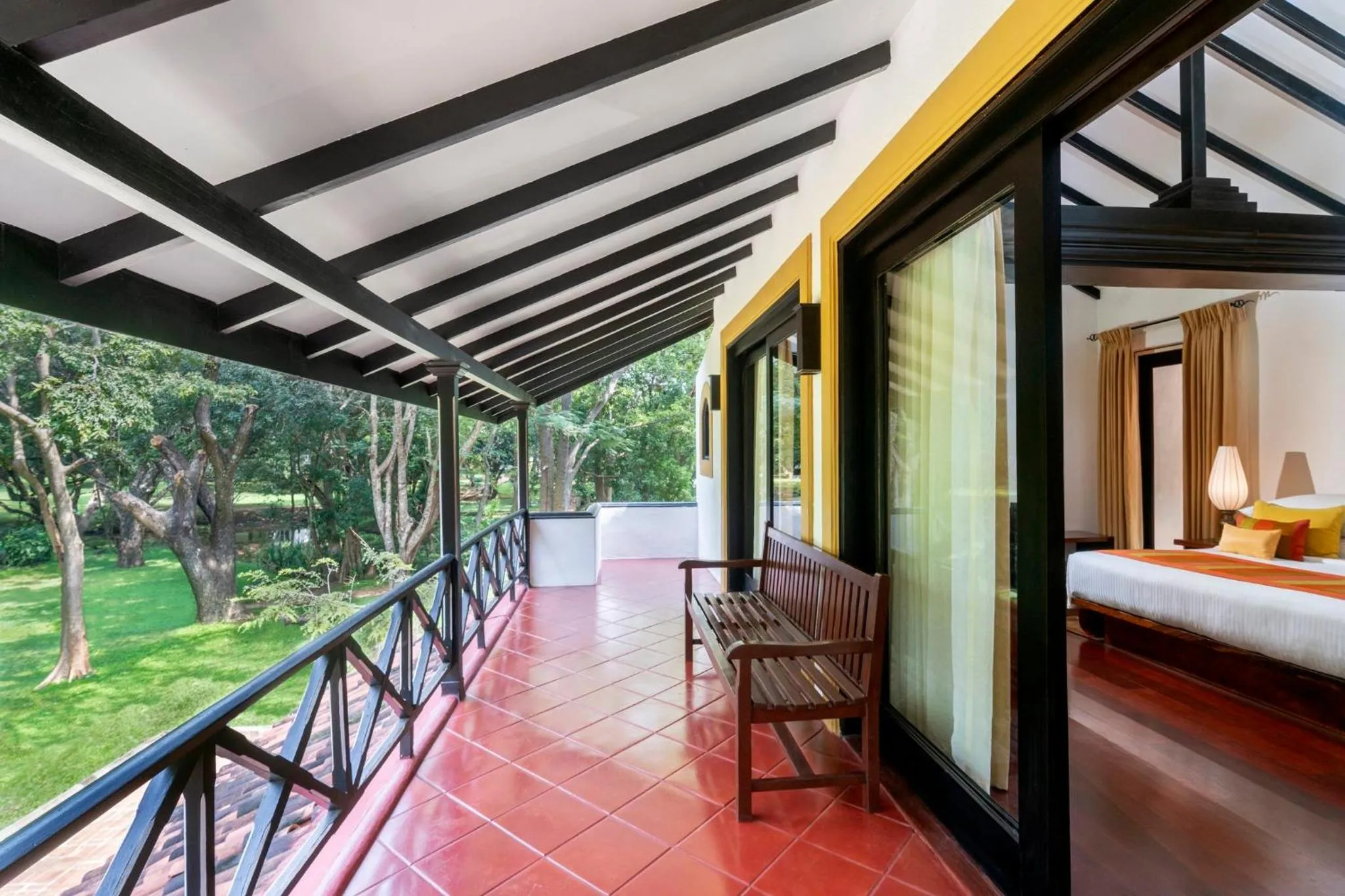 Photo of the whole room, Bed in Cinnamon Lodge Habarana