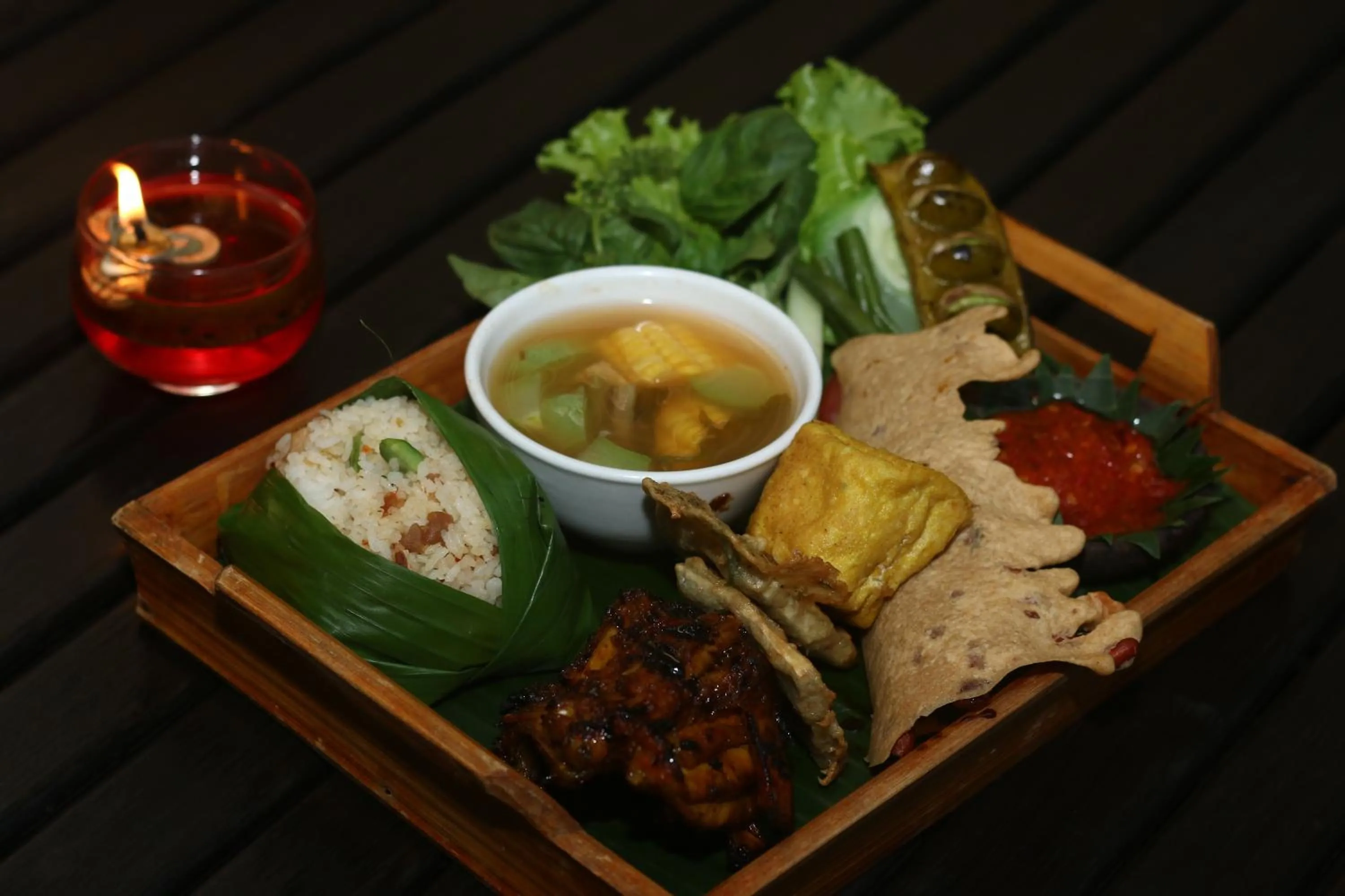 Food in Kampung Sampireun Resort & Spa