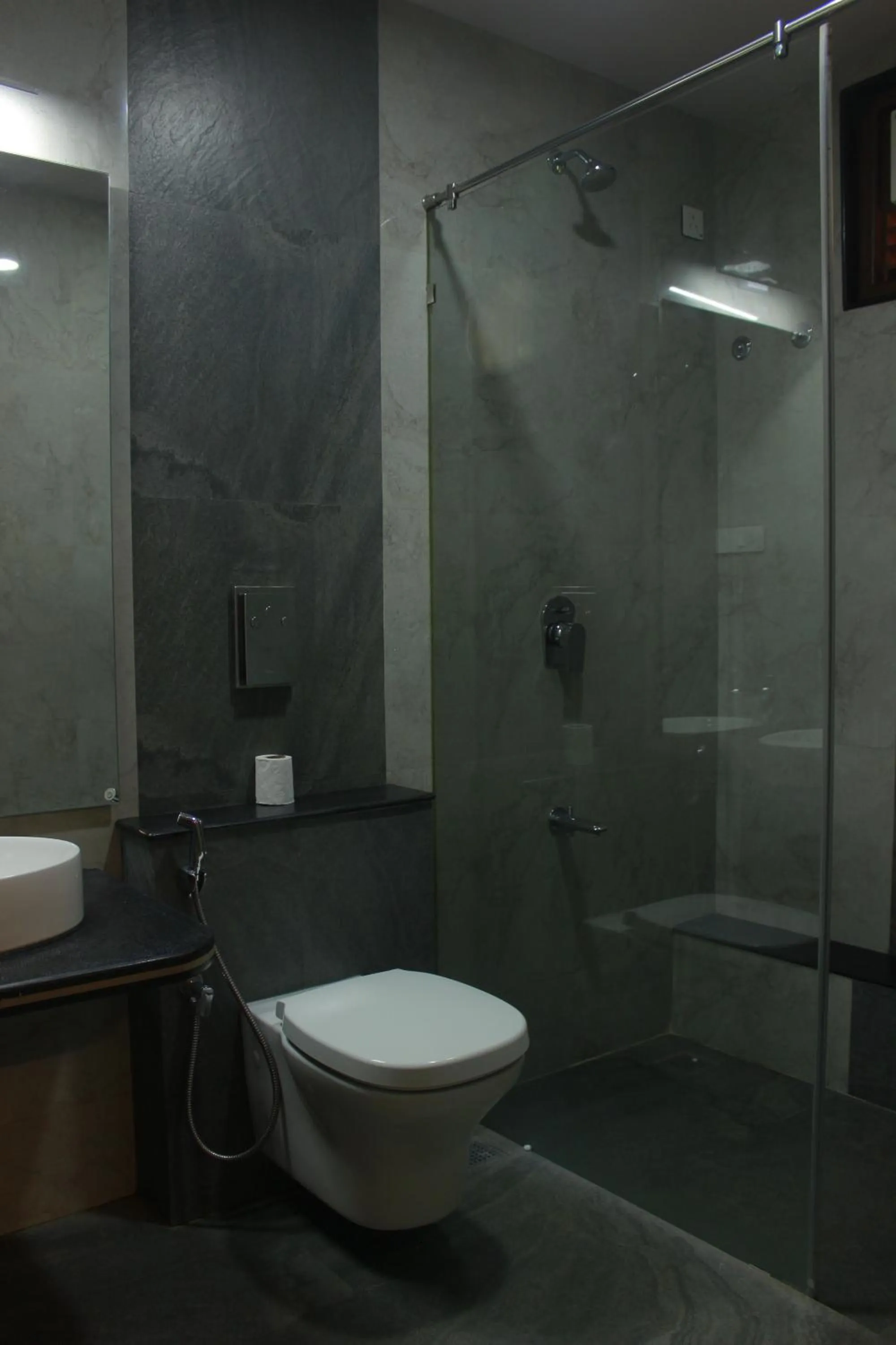 Bathroom in Singaras Coffee Country