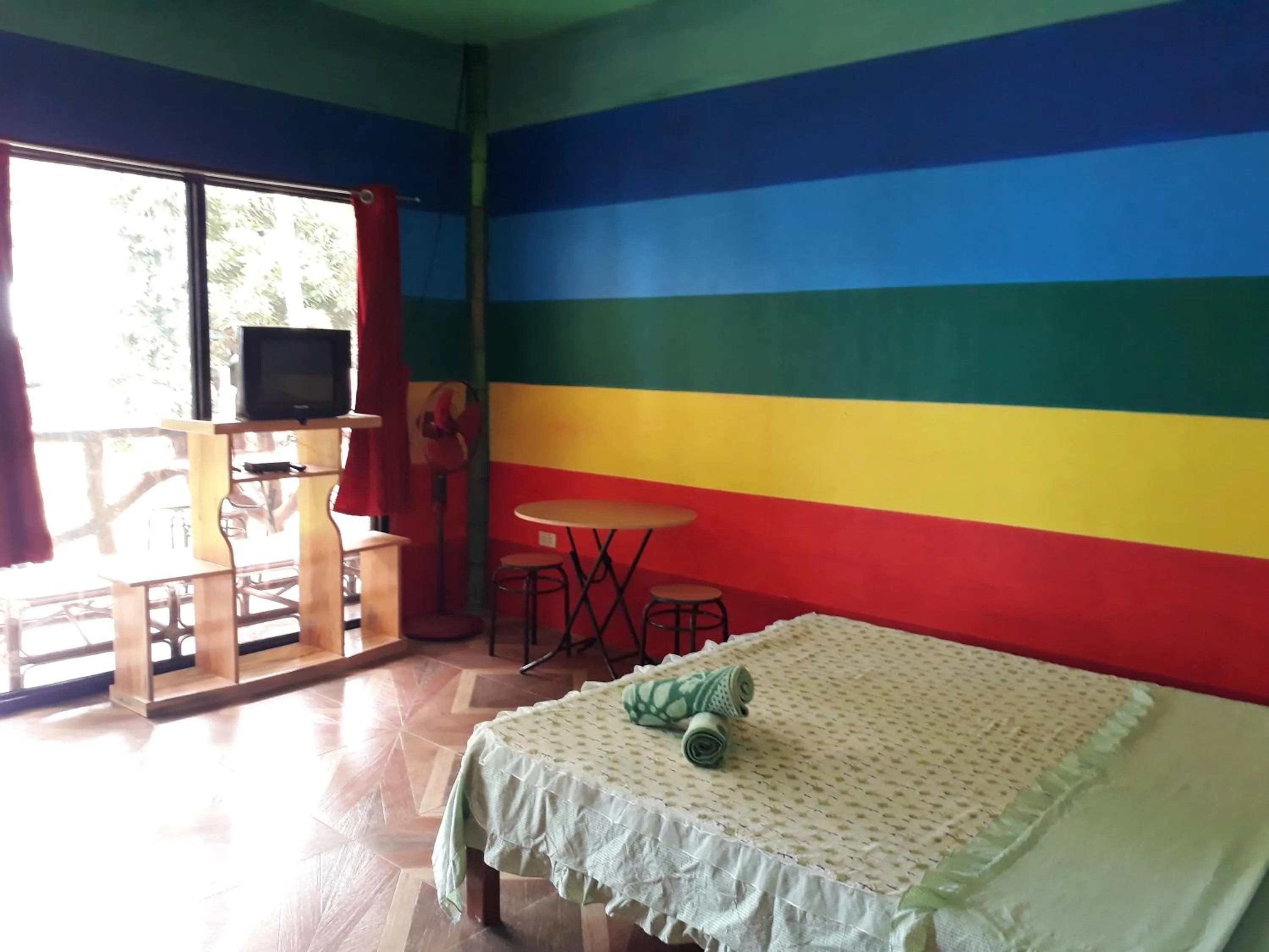 Entertainment, Bed in Dabdab Tourist Inn