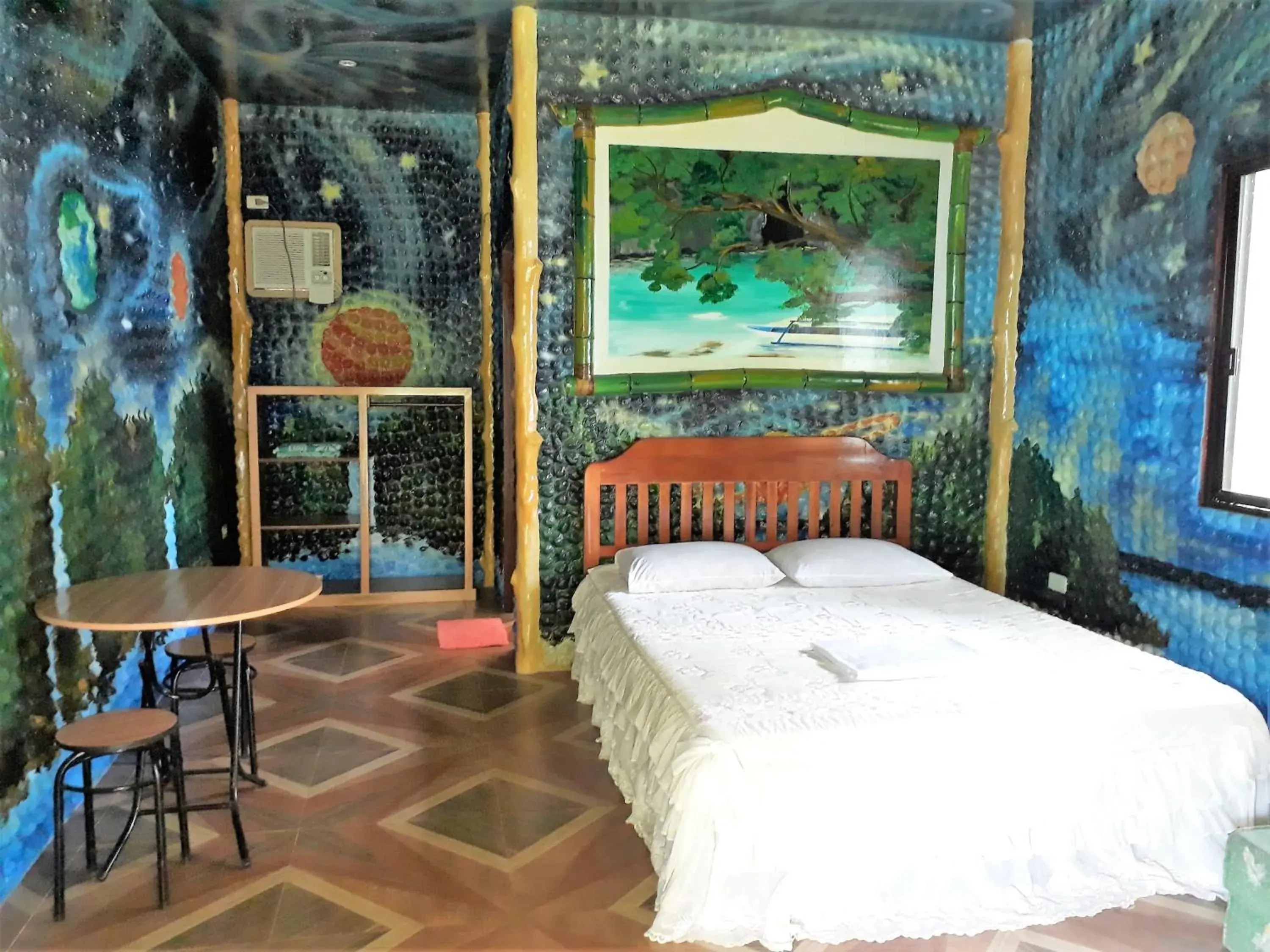 Double Room with Garden View in Dabdab Tourist Inn Double Room with Garden View in Dabdab Tourist Inn