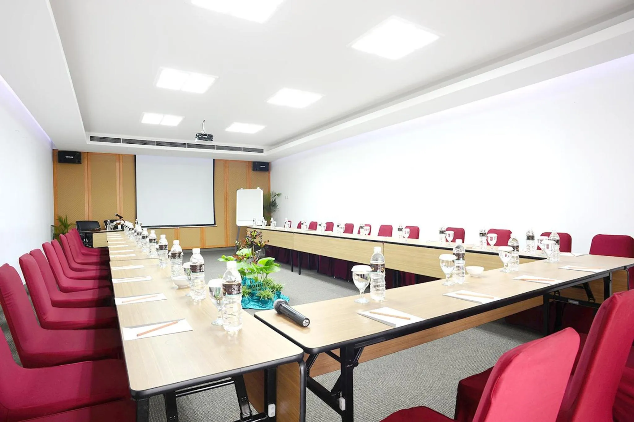 Gumilang Regency Hotel