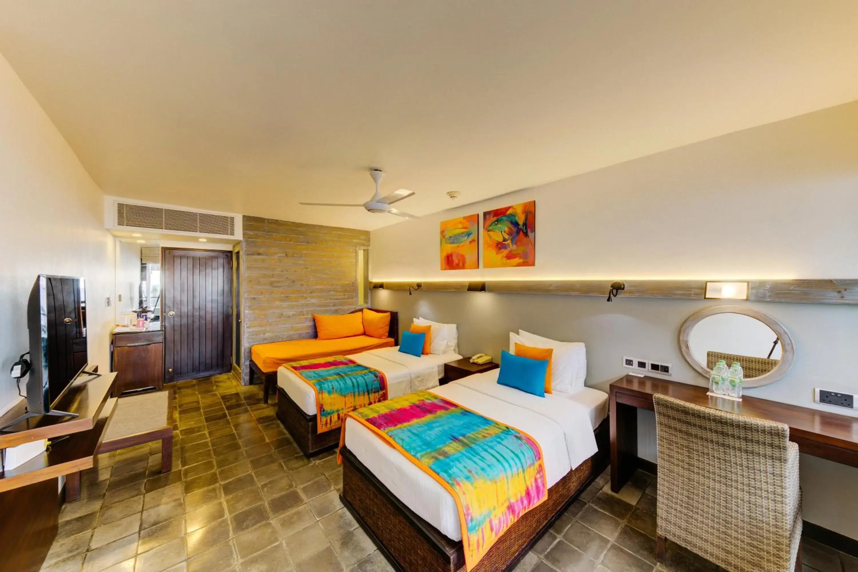 Superior Twin Ocean View with Balcony - single occupancy - 10% discount on F&B, 15% on SPA in Hikka Tranz by Cinnamon Superior Twin Ocean View with Balcony - single occupancy - 10% discount on F&B, 15% on SPA in Hikka Tranz by Cinnamon