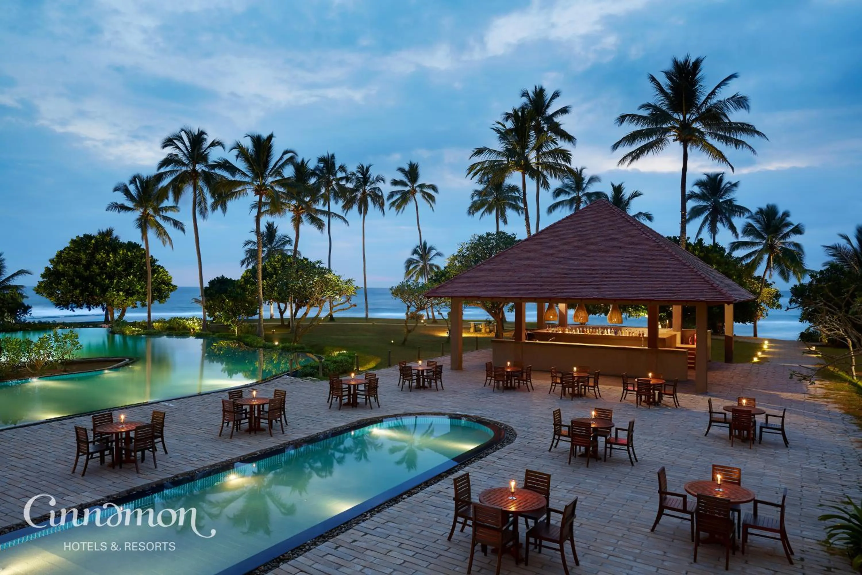 Pool view in Hikka Tranz by Cinnamon