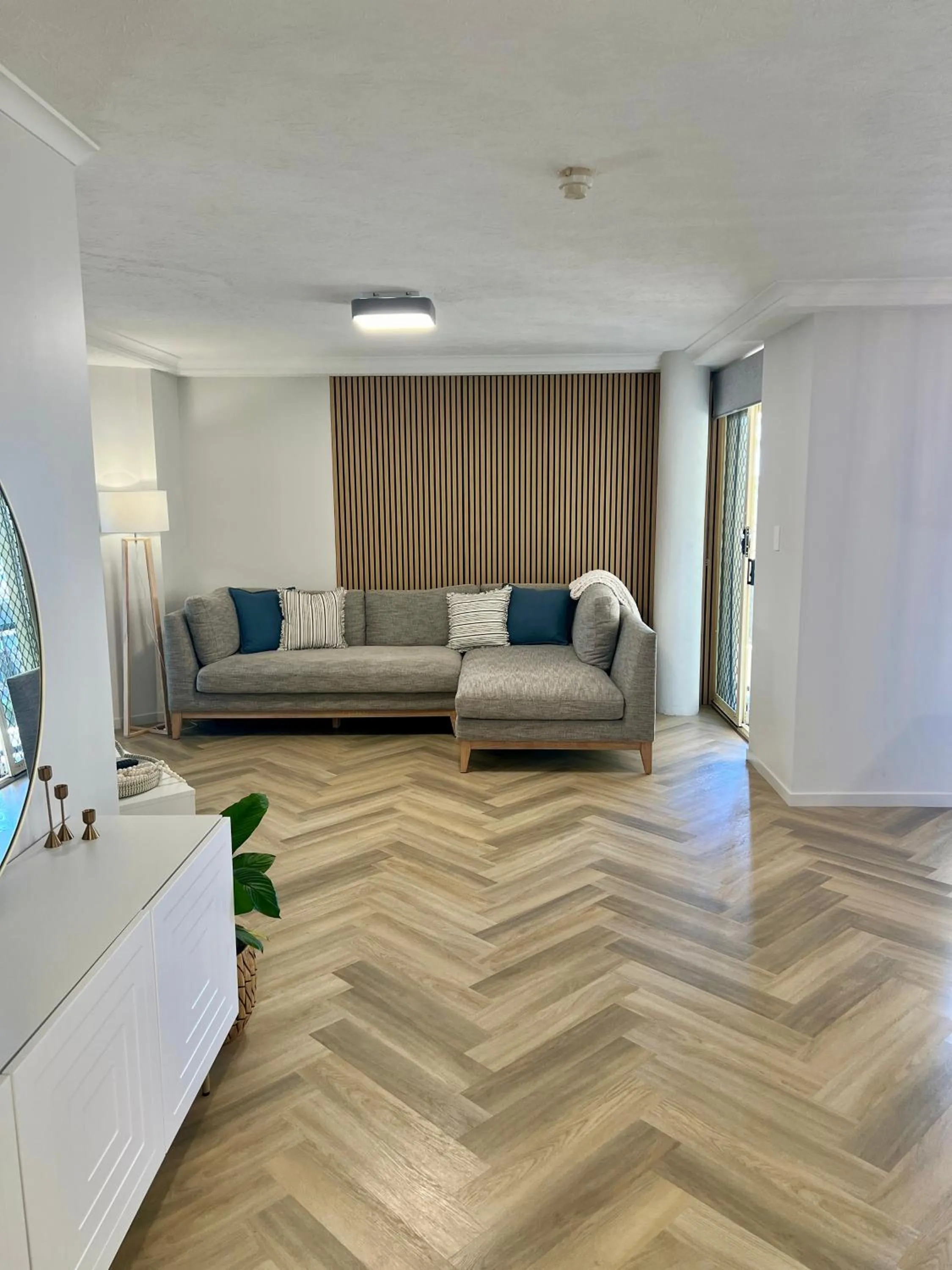 Living room in Bayview Beach Holiday Apartments