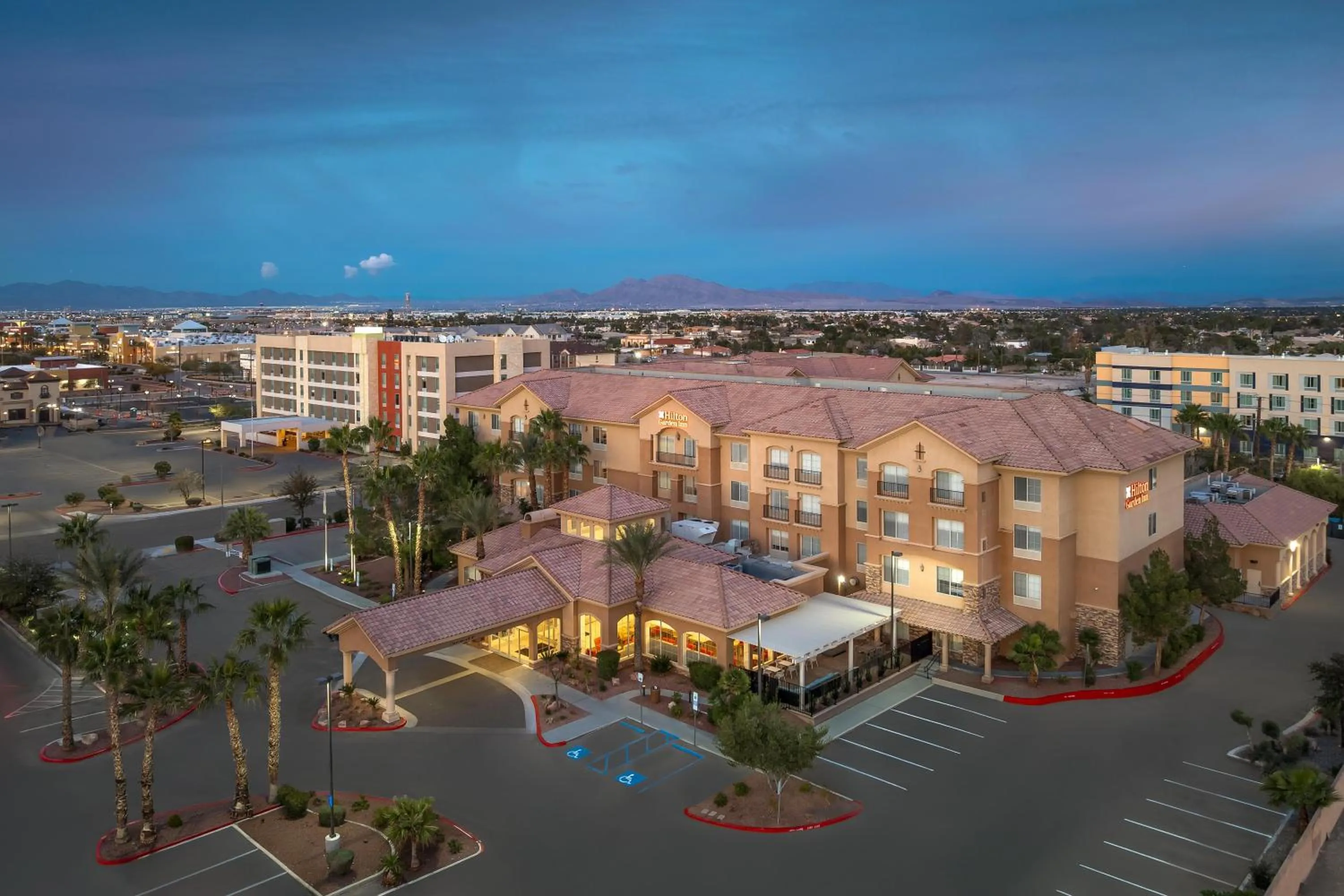 Property building in Hilton Garden Inn Las Vegas Strip South