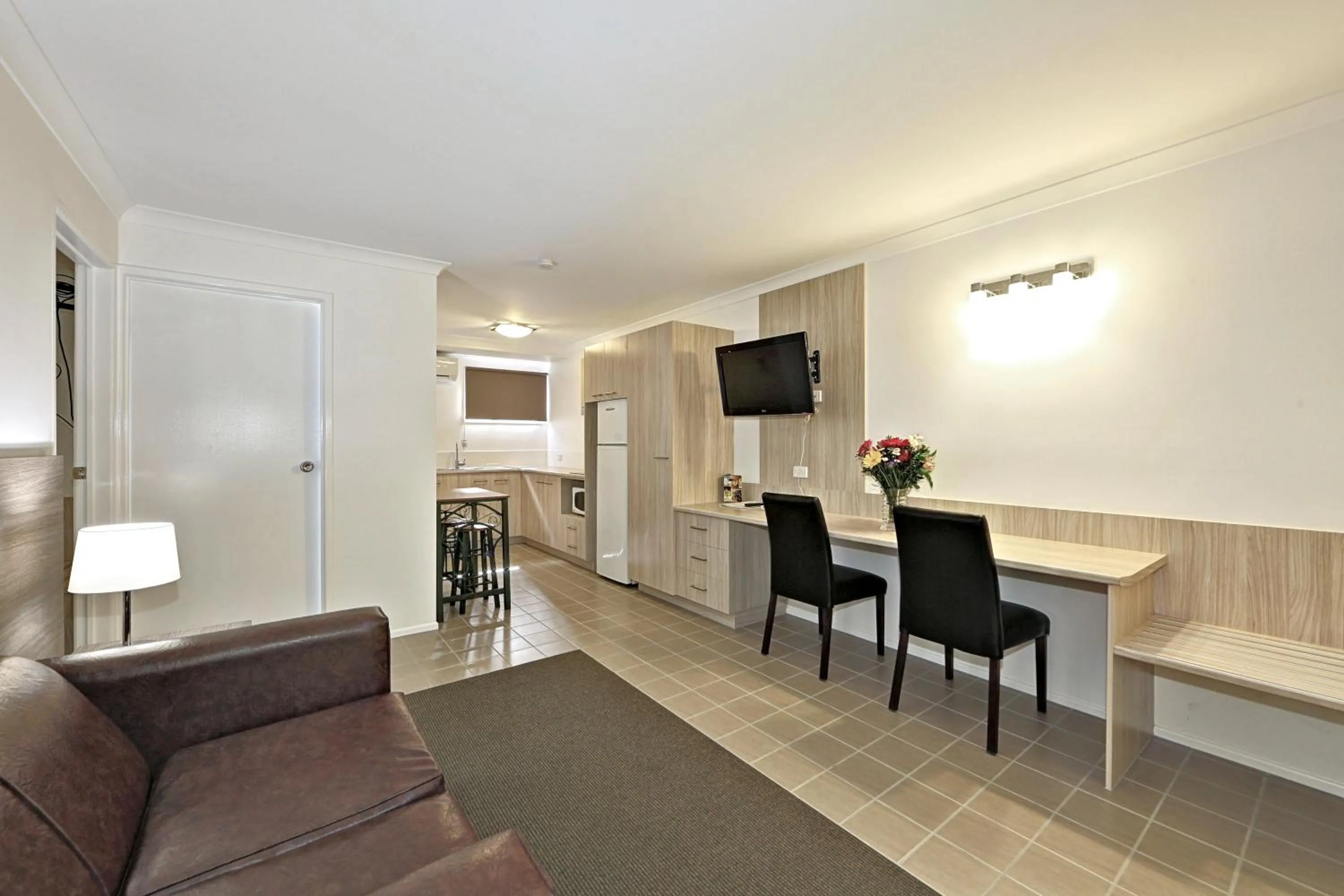 TV and multimedia in Smart Motels Bert Hinkler