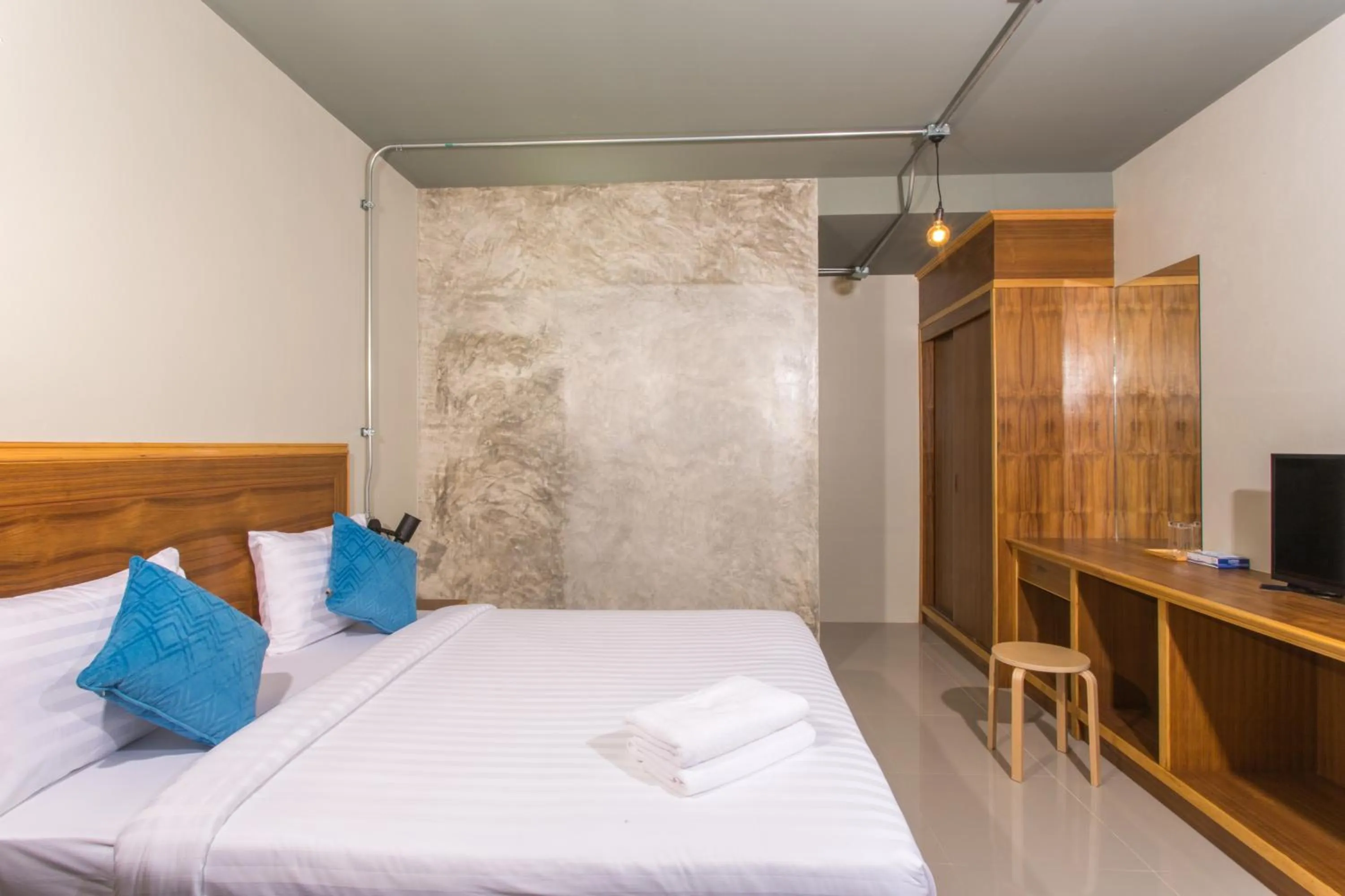 Bed in Light Khao Lak Resort