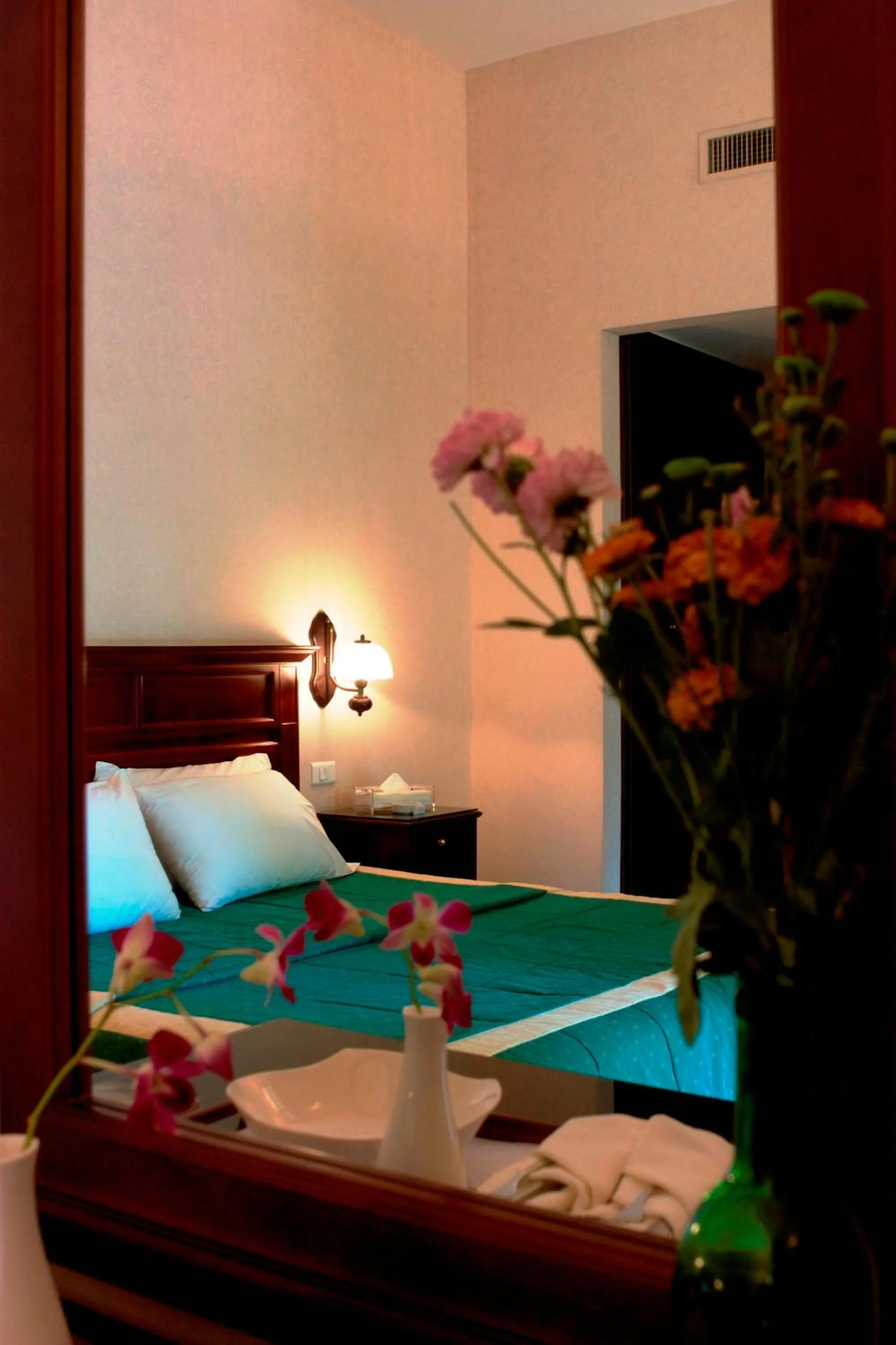 Bed in Massabki Hotel