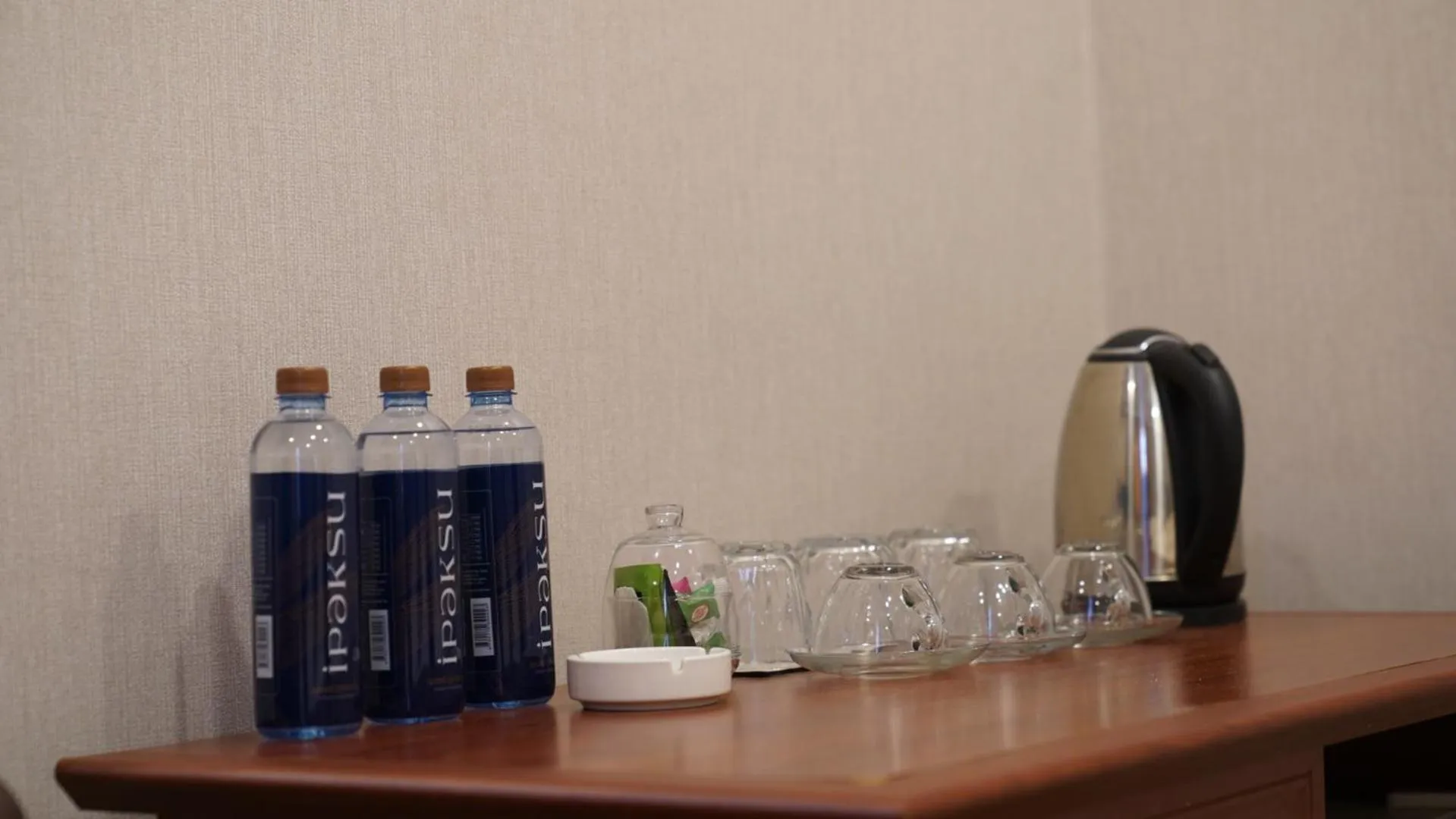 Coffee/tea facilities in Premier Hotel