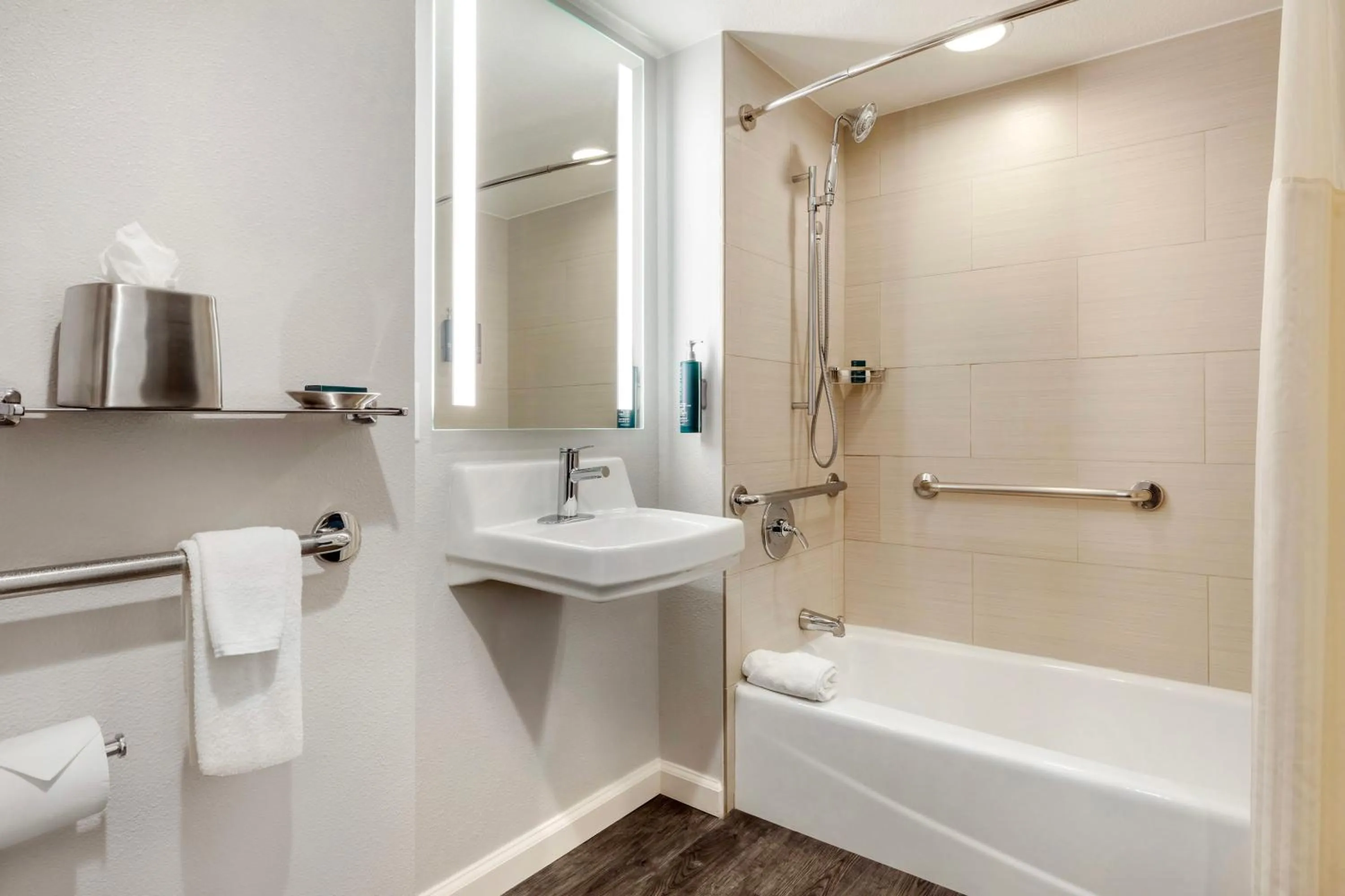 Bathroom in Hilton Grand Vacations Club Paradise Las Vegas