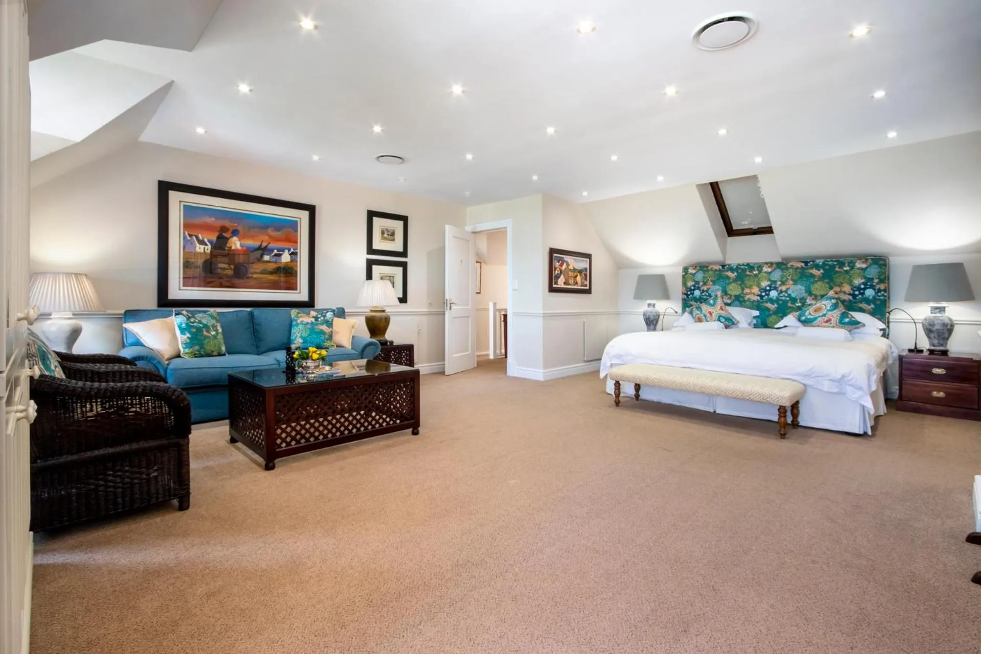 Bedroom, Bed in La Fontaine Guest House Hermanus