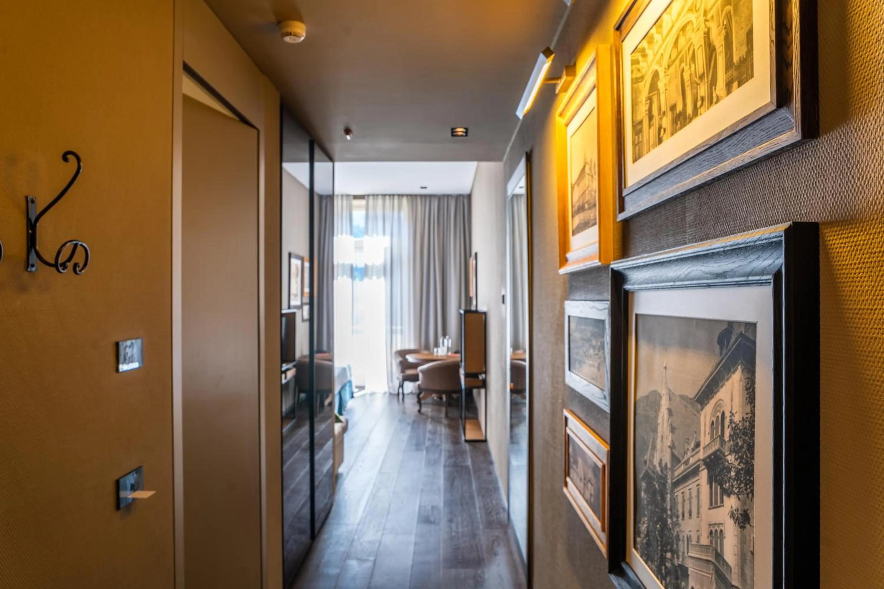 Bedroom in Grand Hotel Billia