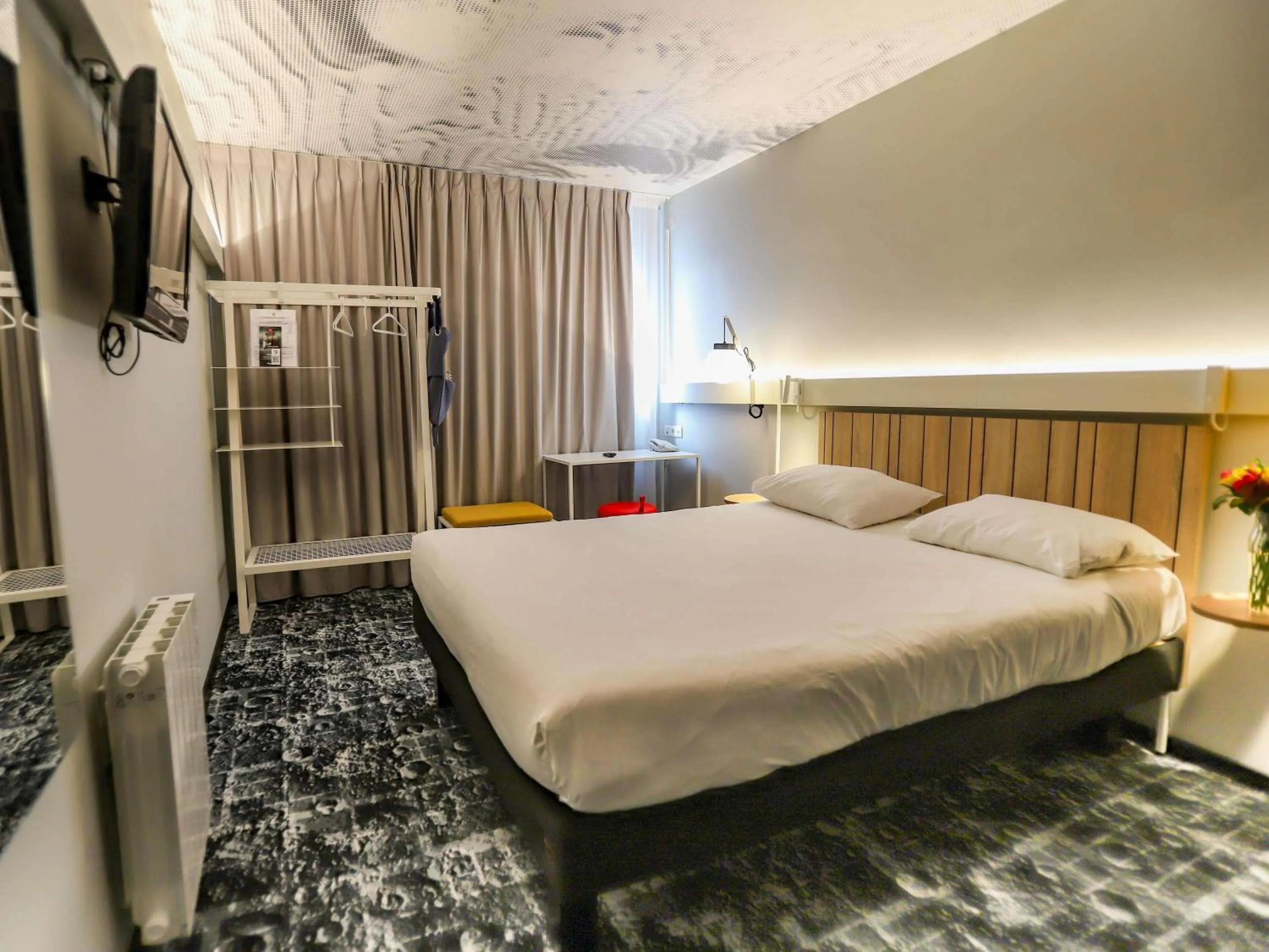 Bedroom, Bed in ibis Haguenau Strasbourg Nord