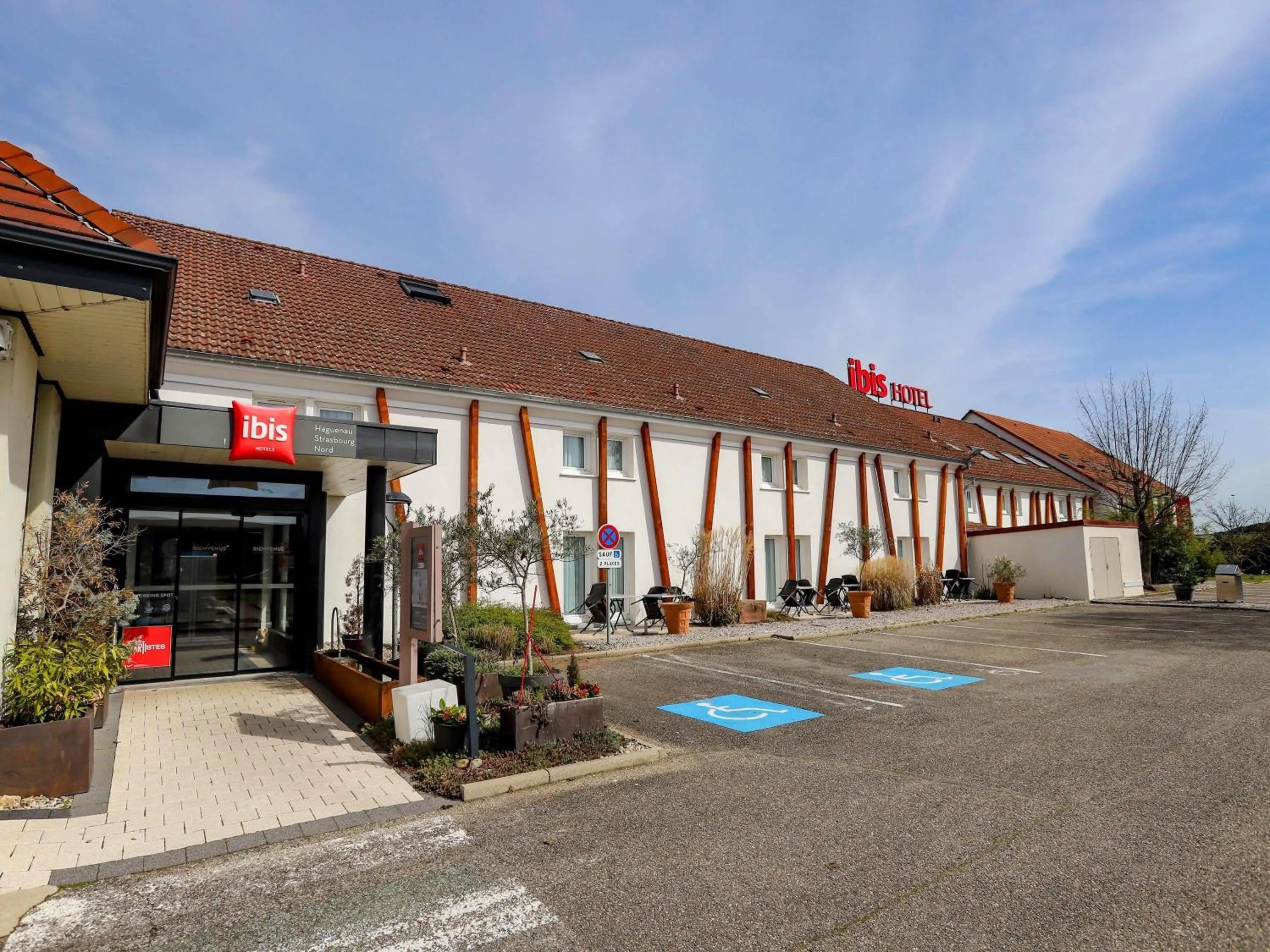 Property building in ibis Haguenau Strasbourg Nord