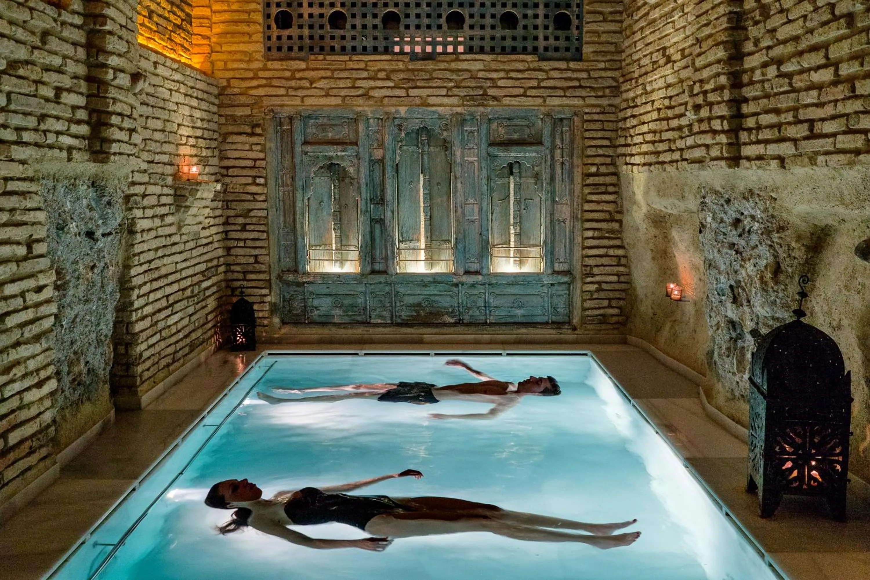 Hot Spring Bath in Aire Hotel & Ancient Baths