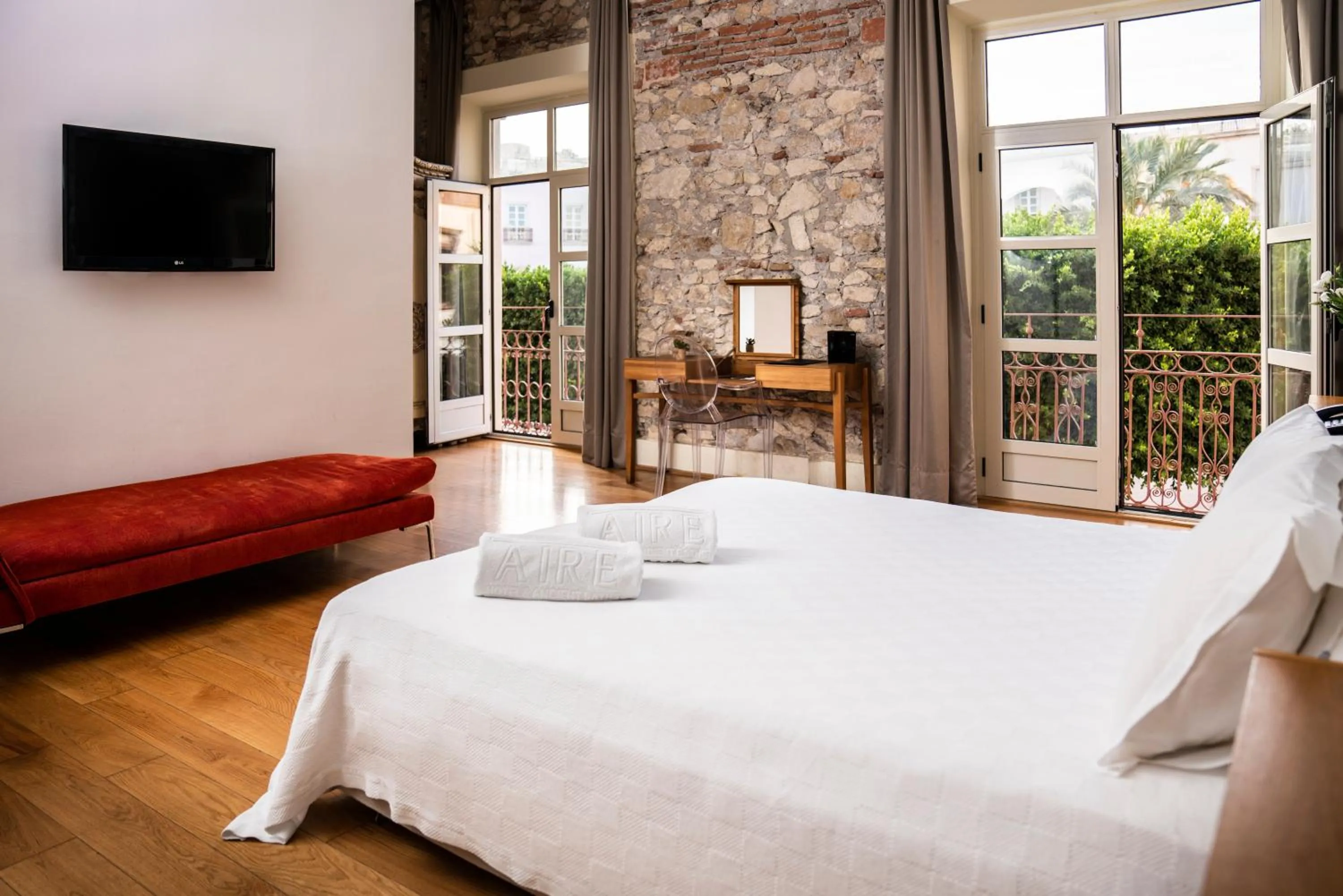 Nearby landmark, Bed in Aire Hotel & Ancient Baths