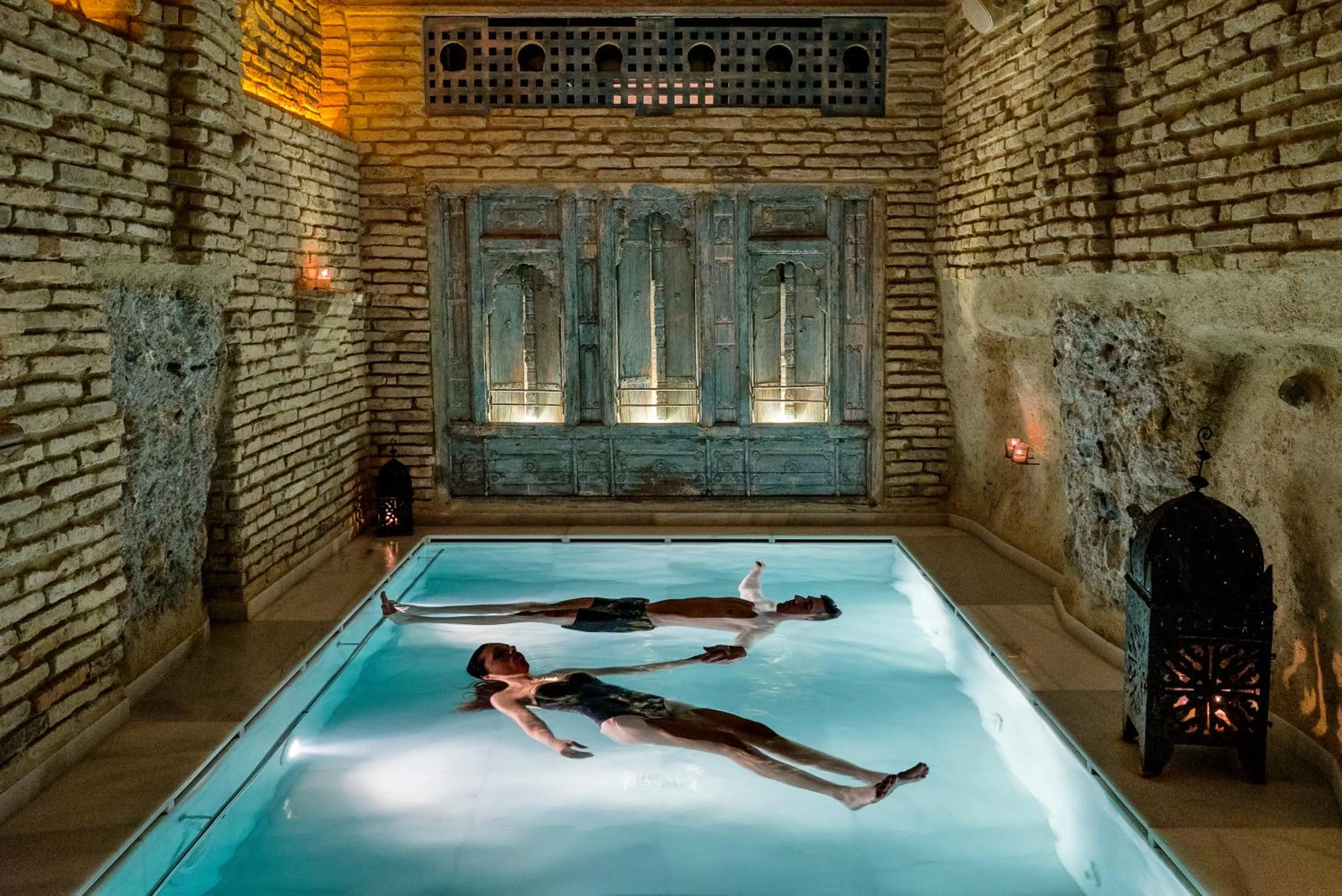 Hot Spring Bath in Aire Hotel & Ancient Baths