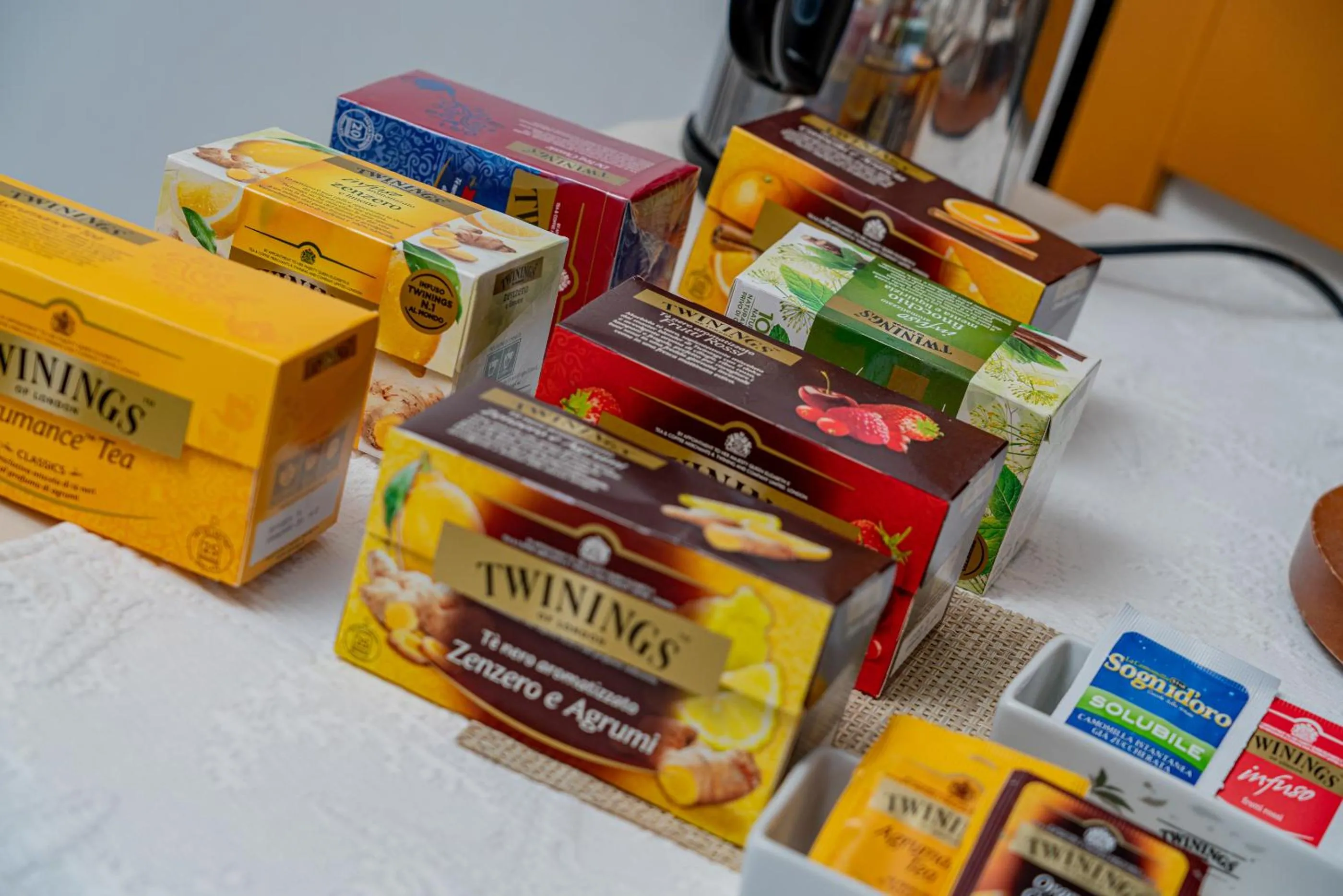 Food and drinks in Club Hotel Residence Baiaverde