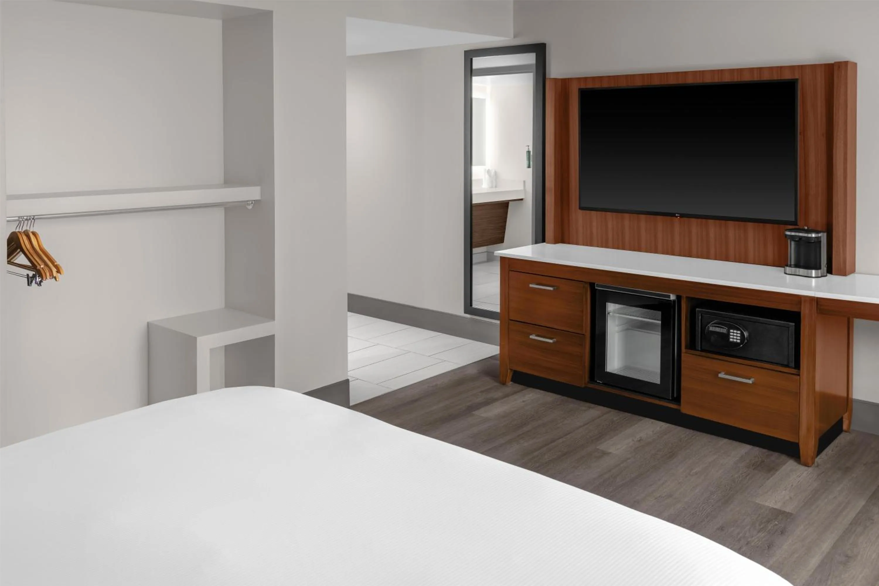 Bed in DoubleTree by Hilton New Orleans