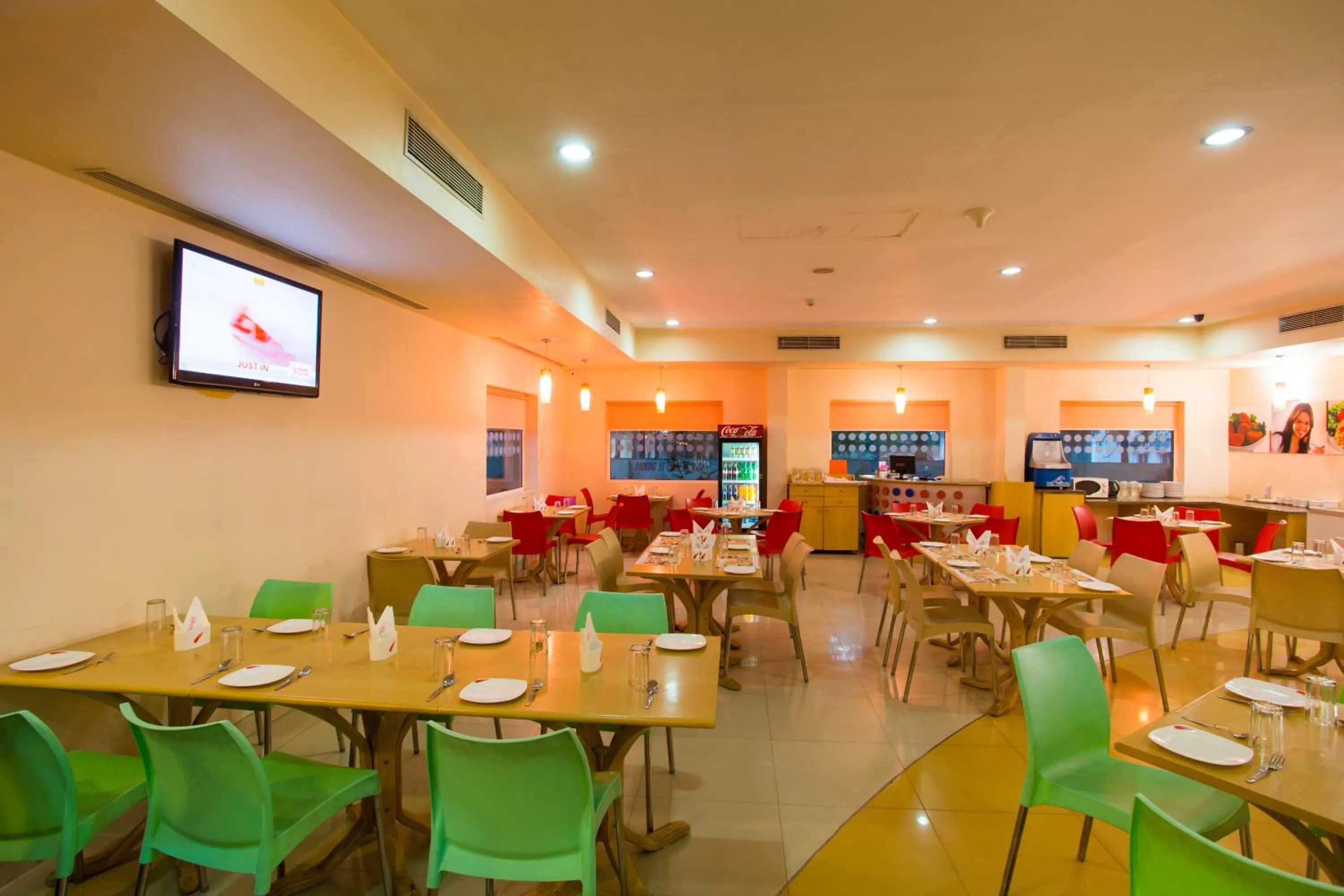 Restaurant/places to eat in Ginger Mysore