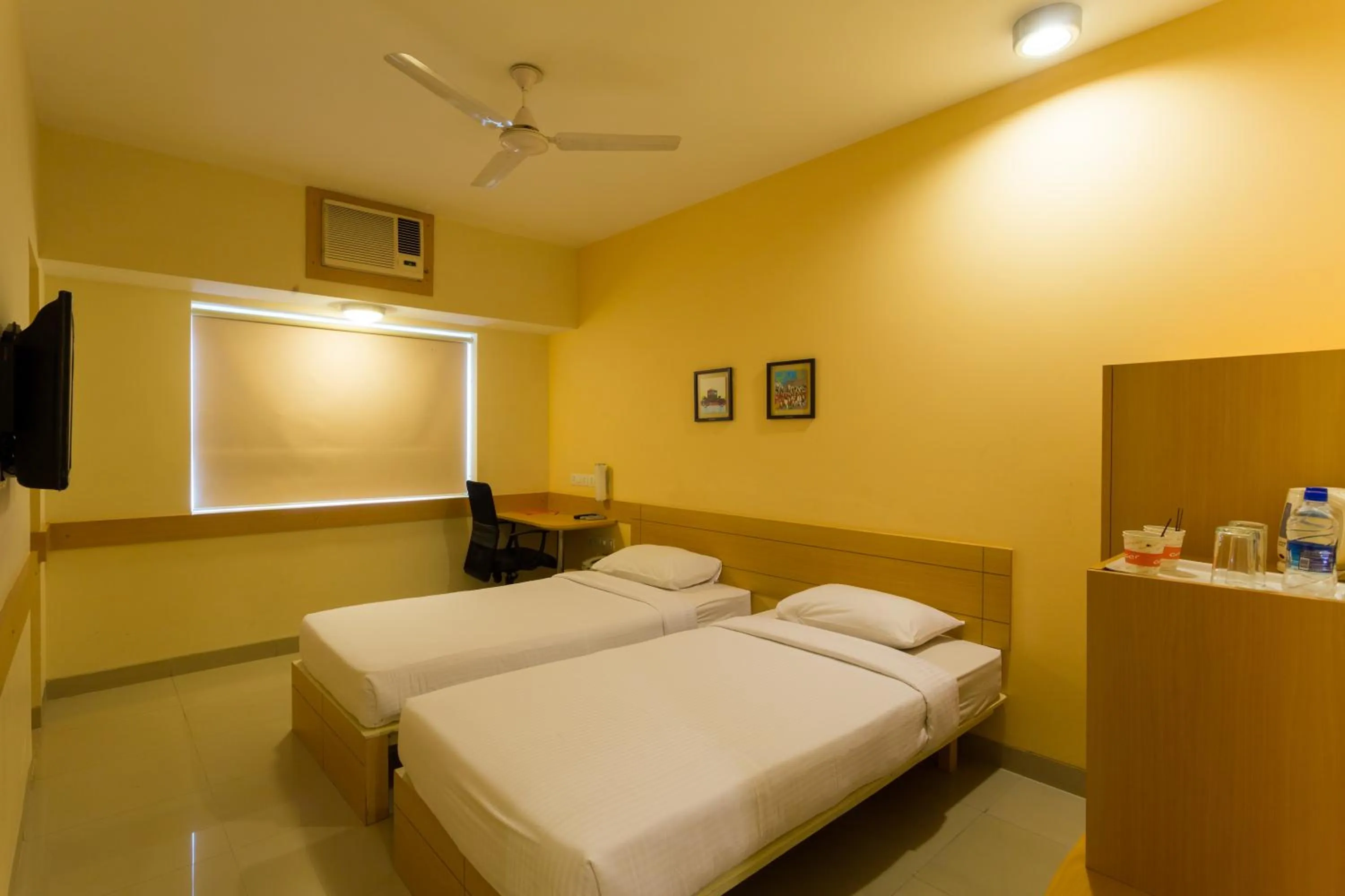 Photo of the whole room, Bed in Ginger Mysore