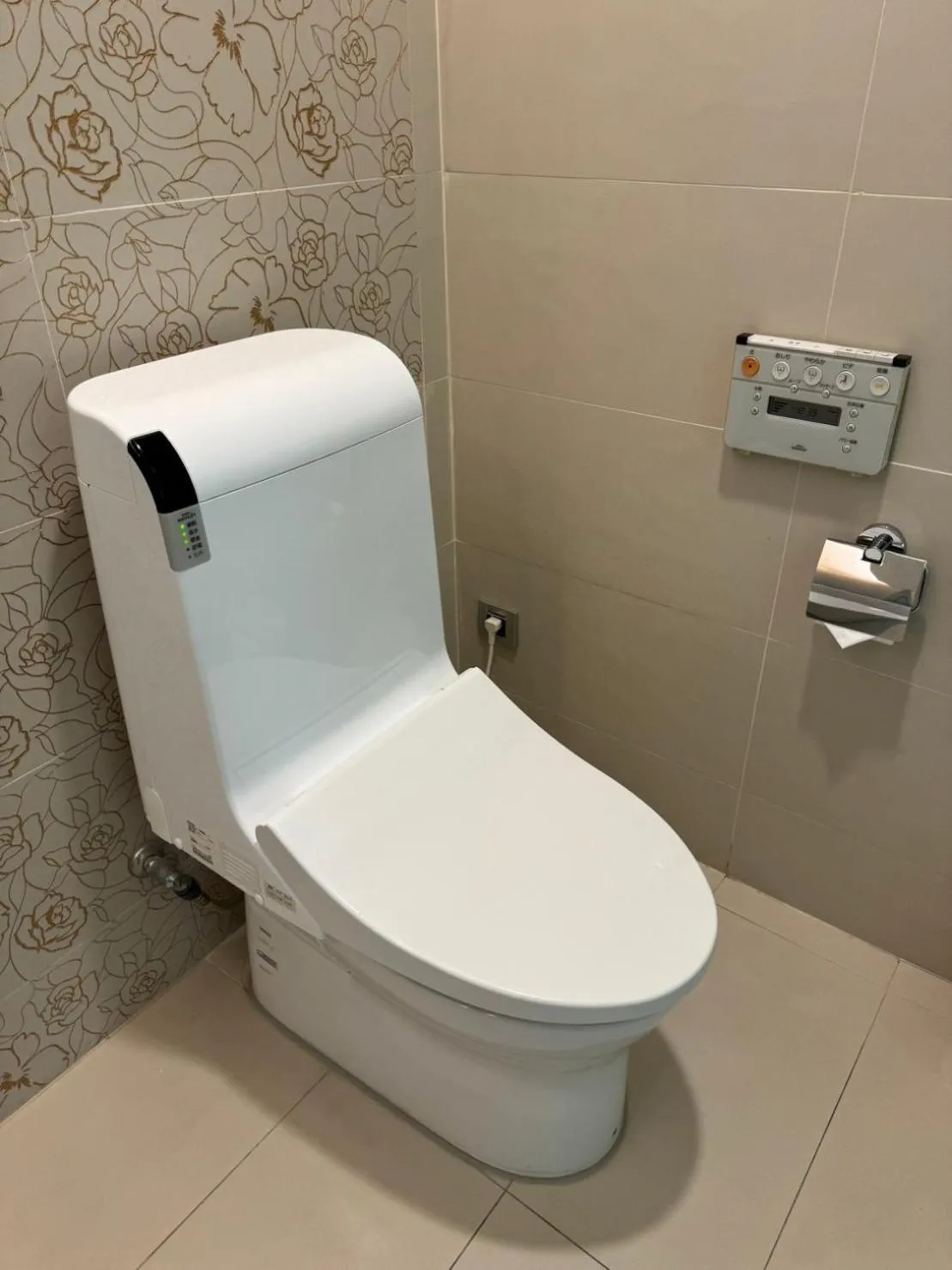 Toilet in The Crystal Resort Sun Moon Lake