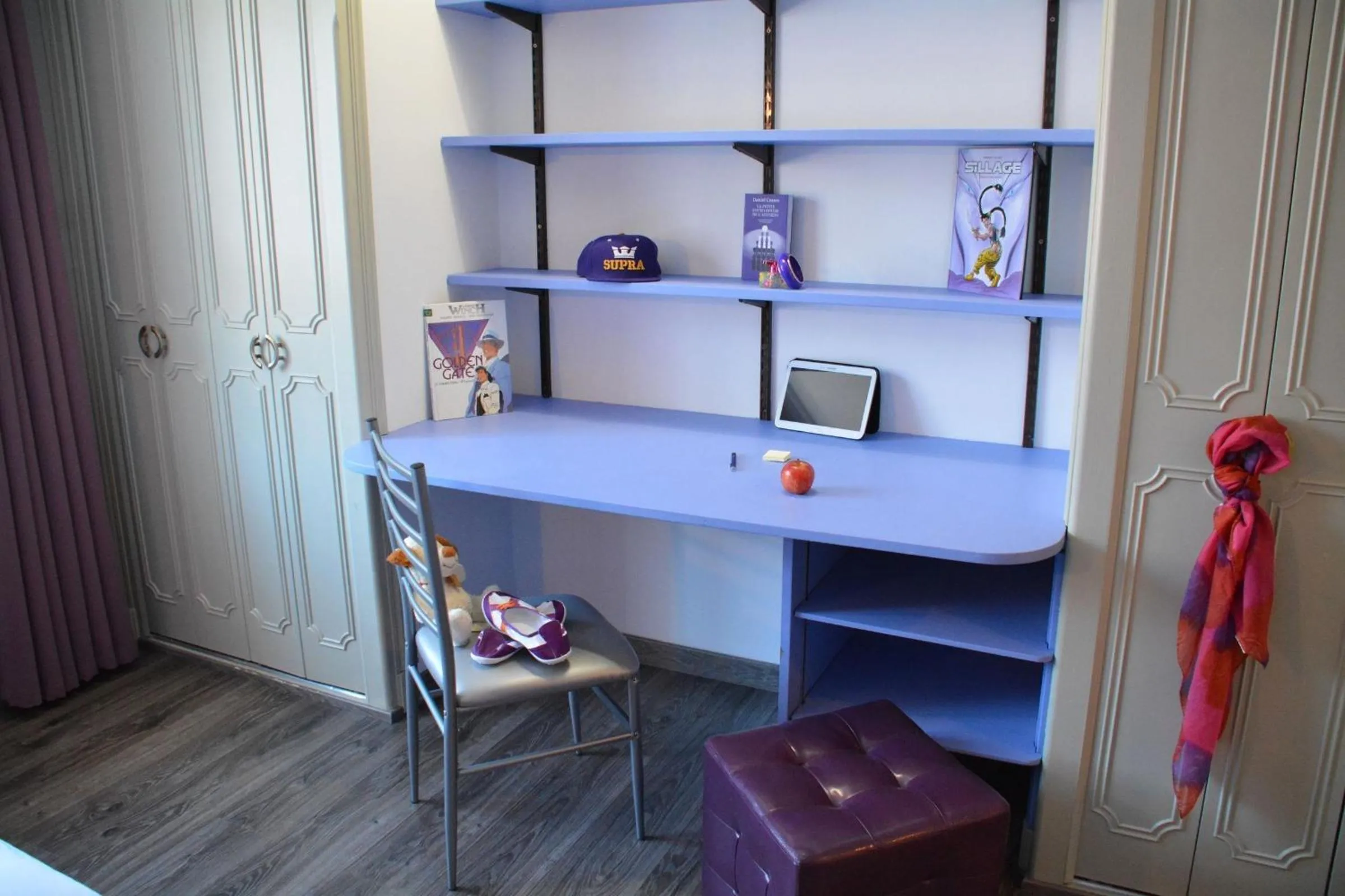 Photo of the whole room in Logis Hôtel Restaurant de France